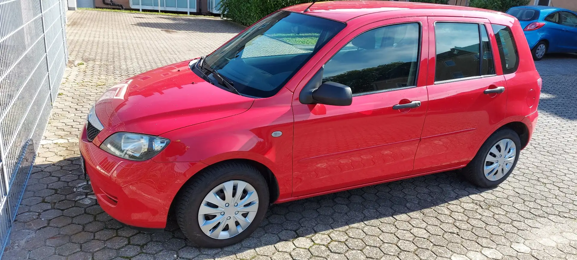 Mazda 2 1.25l Comfort Rot - 1