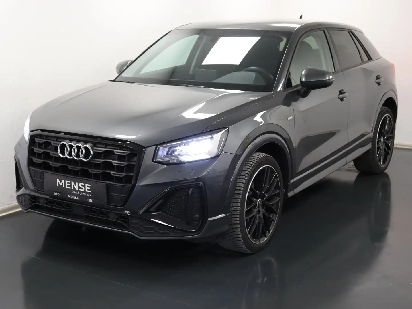 Audi Q2 30 TFSI S-line |CarPlay|el.Heck|KeyLess|Sport Gris - 2