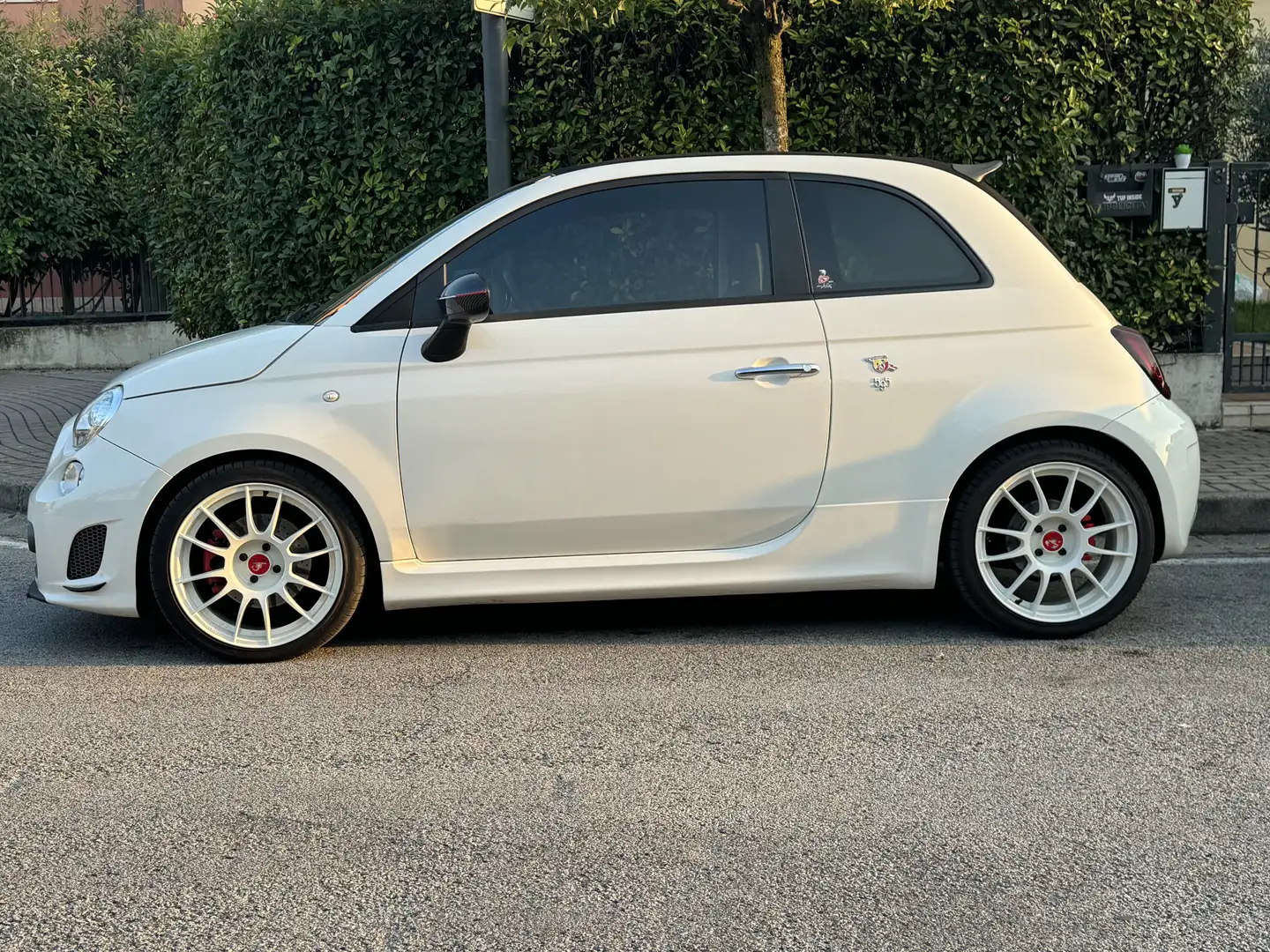 Abarth 595C 1.4 16v t. t-jet turismo 160cv - 1