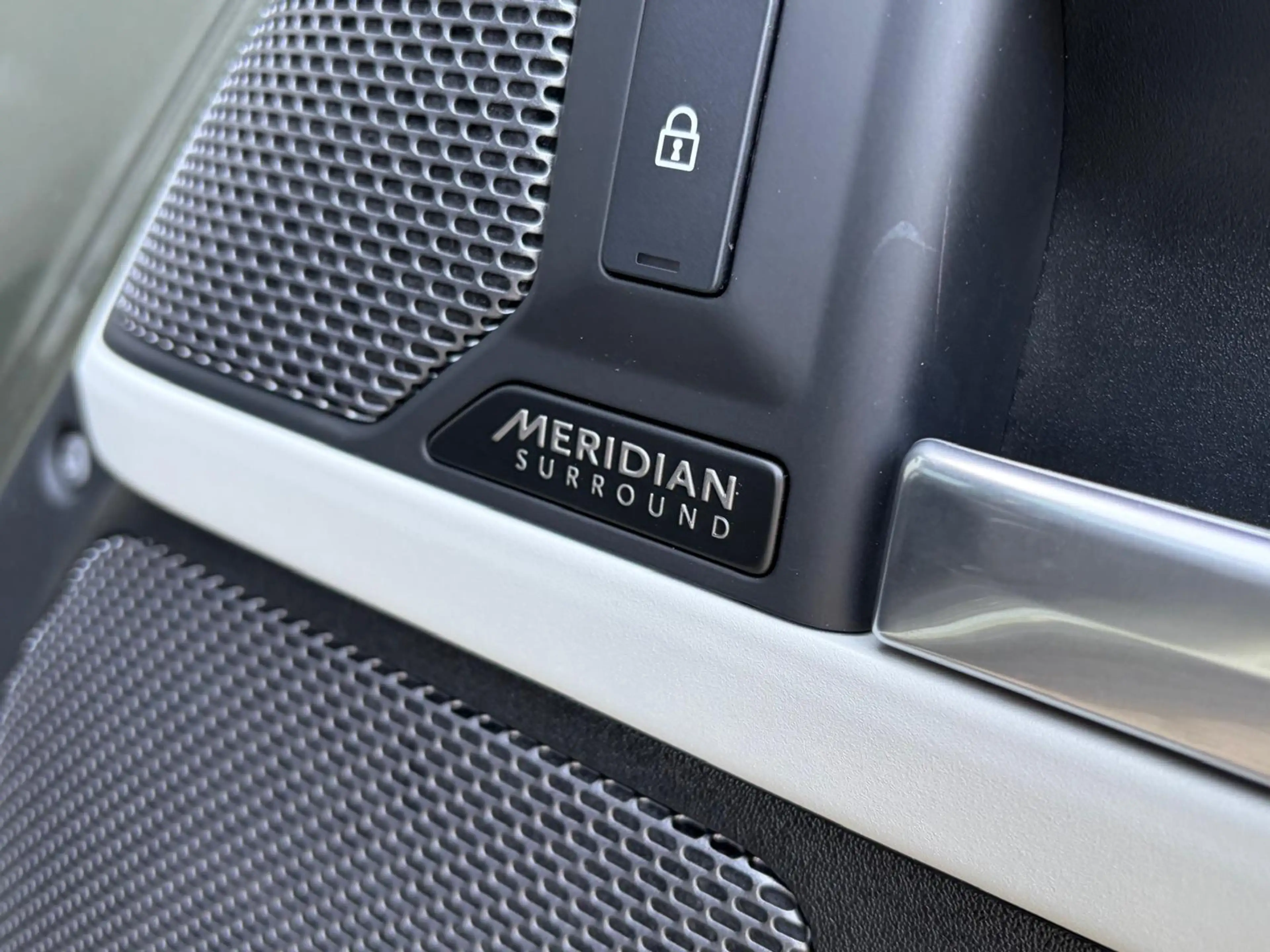 Land Rover Defender 110 P400e HSE 6 pers. | BTW auto | Stoelkoeling | — photo 11