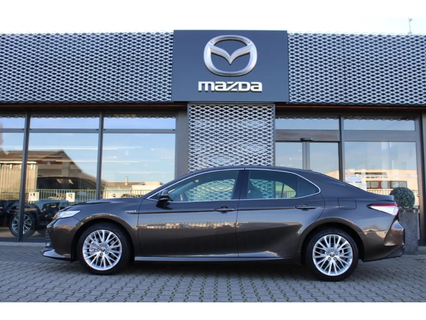 Toyota Camry Hybrid Executive+LEDER+GJ-RÄDER !! Braun - 2