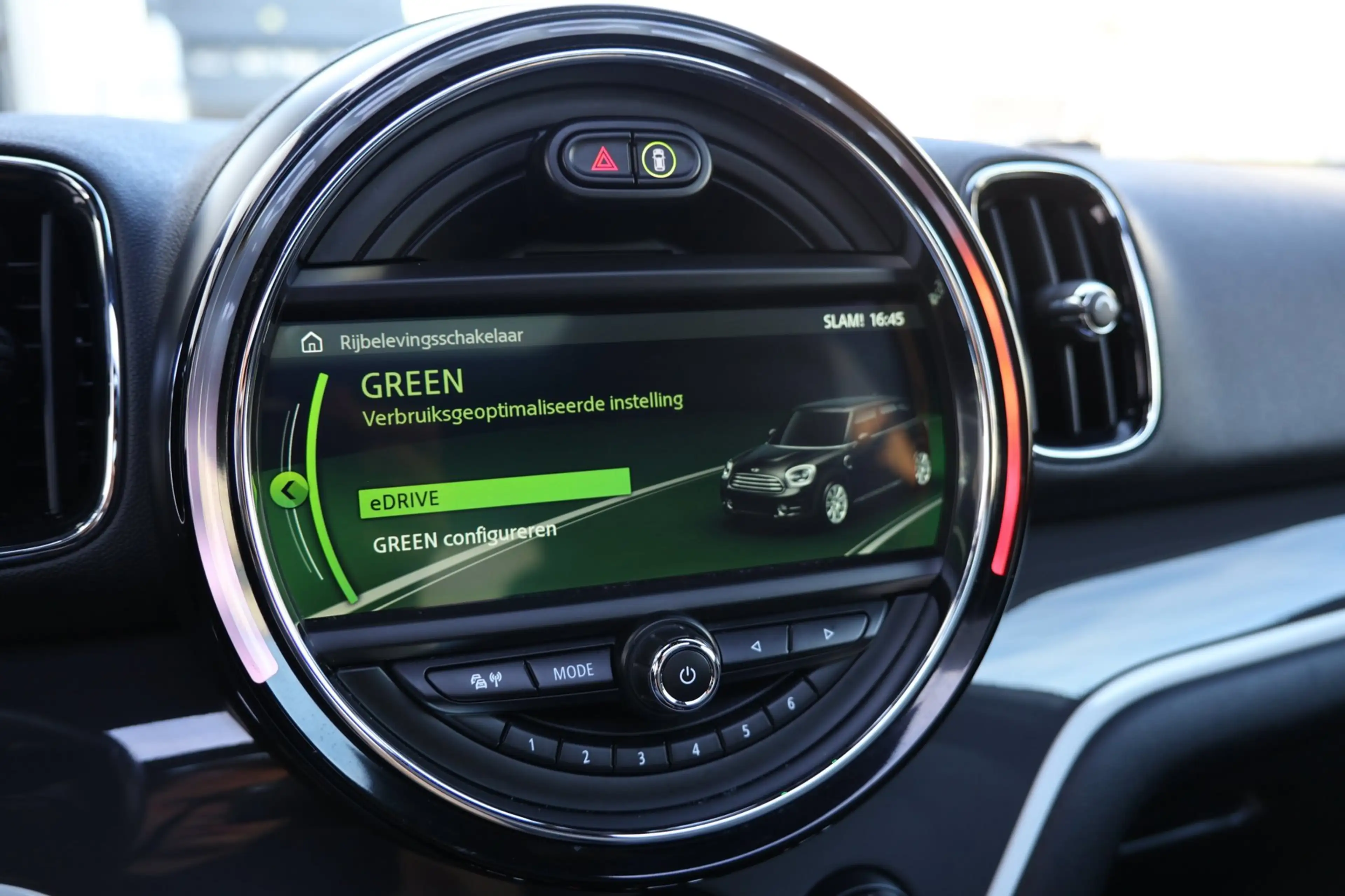 MINI Cooper SE Countryman 1.5 ALL4 Pano Navi Camera LED !! — photo 29