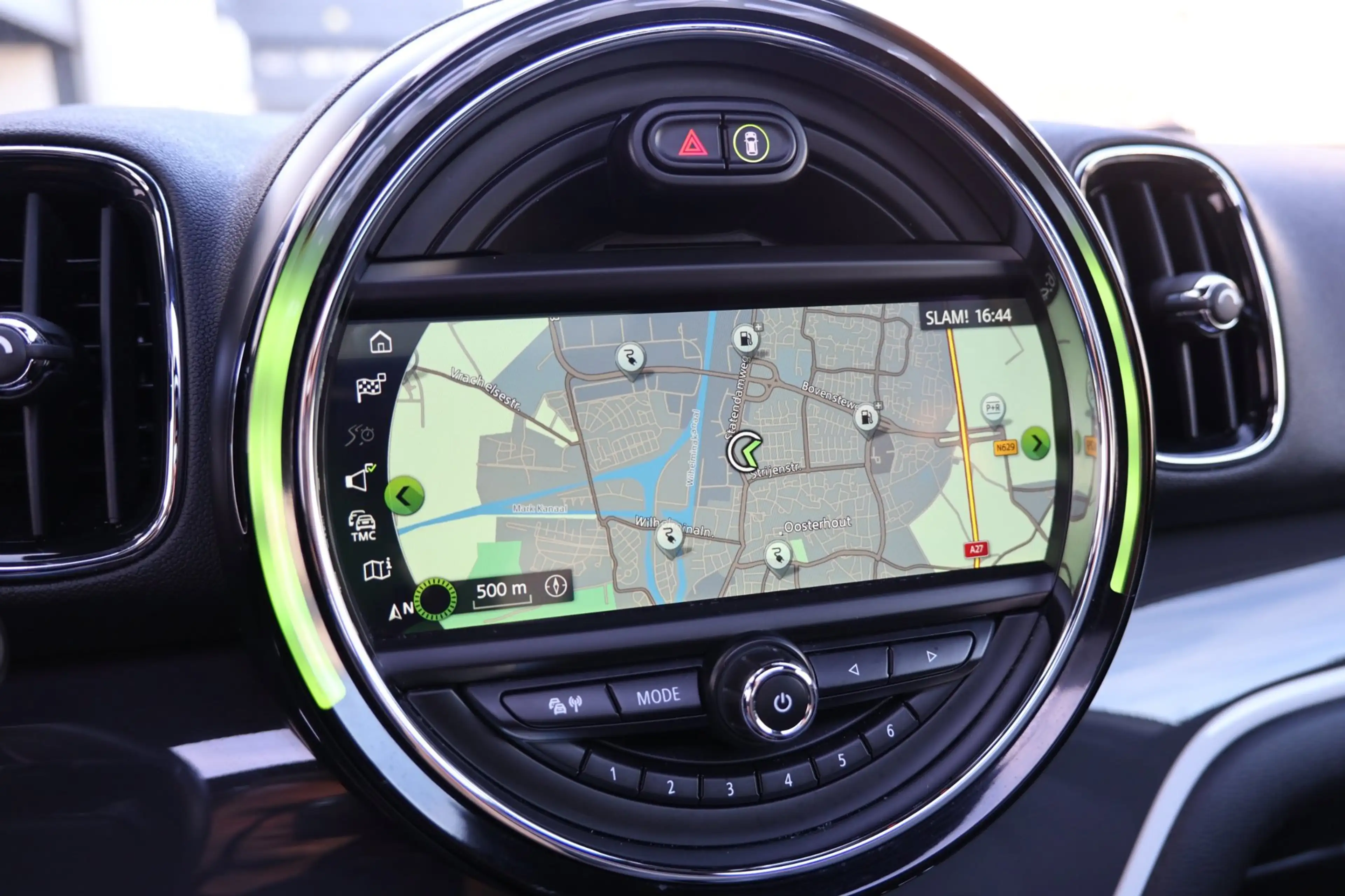 MINI Cooper SE Countryman 1.5 ALL4 Pano Navi Camera LED !! — photo 13