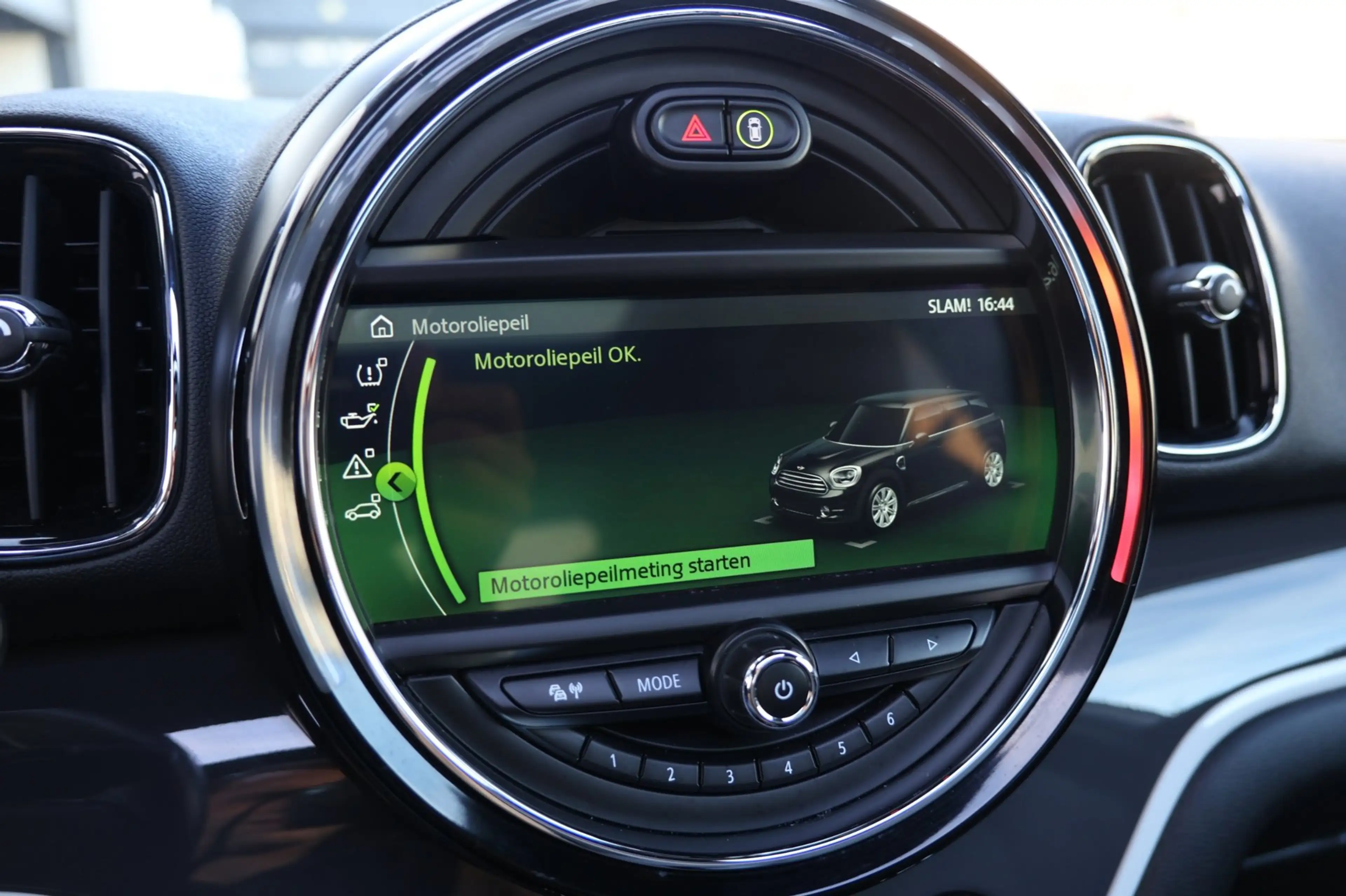 MINI Cooper SE Countryman 1.5 ALL4 Pano Navi Camera LED !! — photo 23
