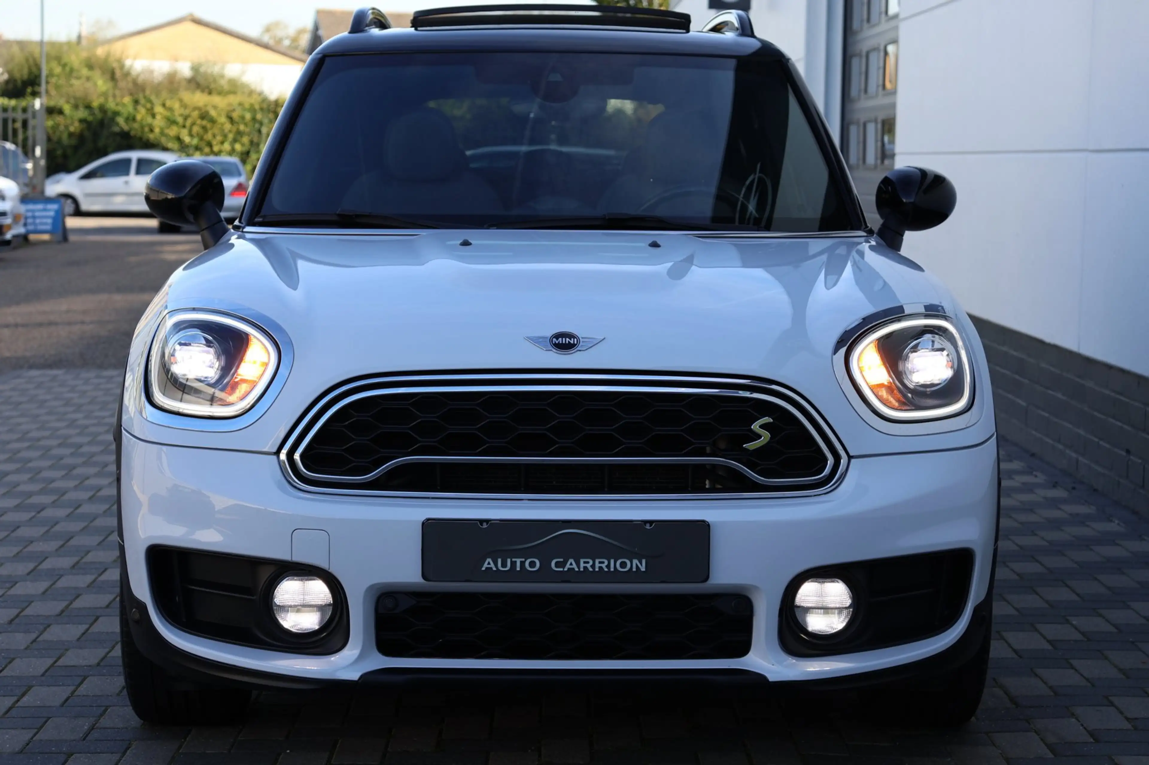 MINI Cooper SE Countryman 1.5 ALL4 Pano Navi Camera LED !! — photo 41