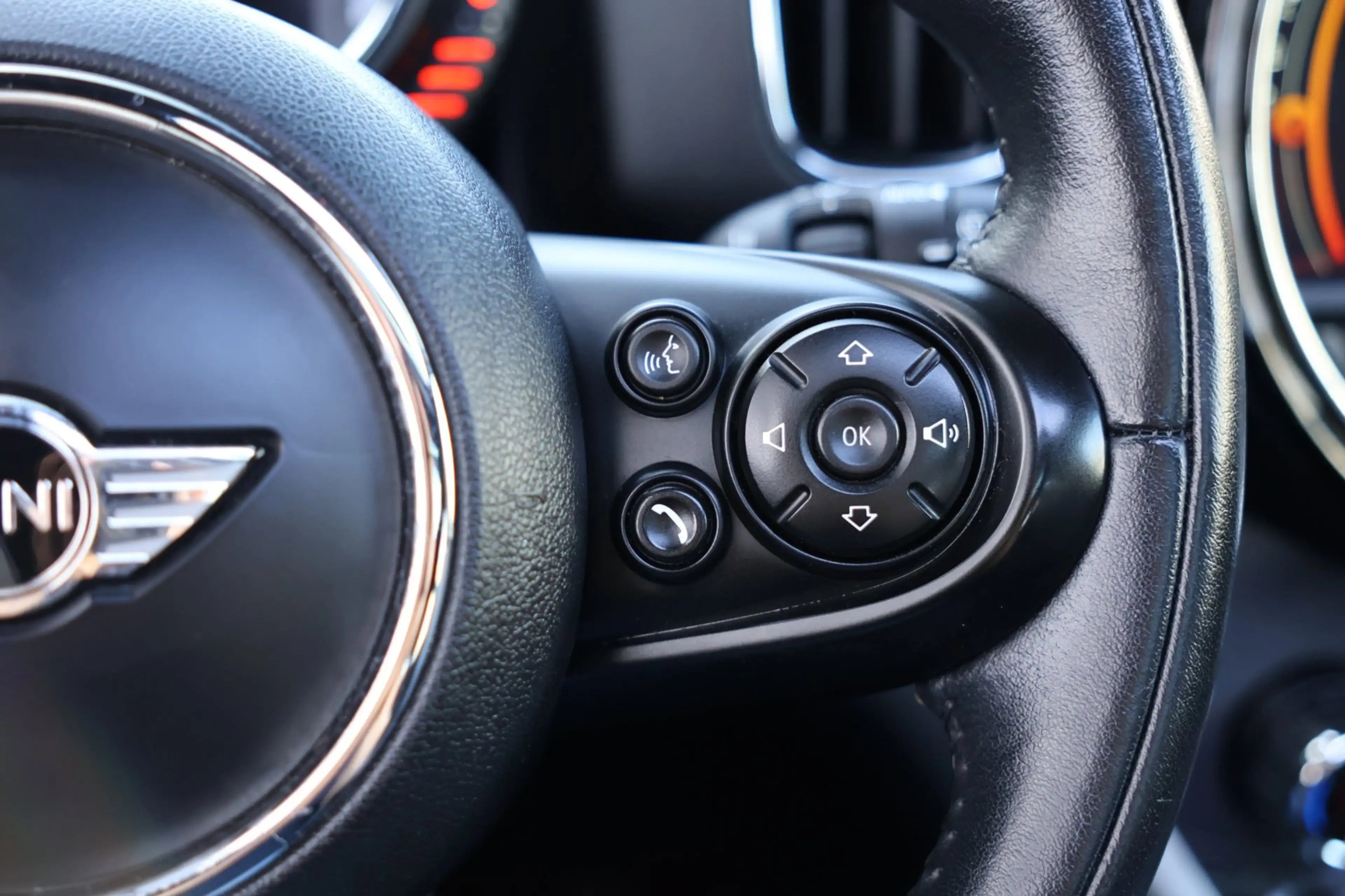 MINI Cooper SE Countryman 1.5 ALL4 Pano Navi Camera LED !! — photo 11