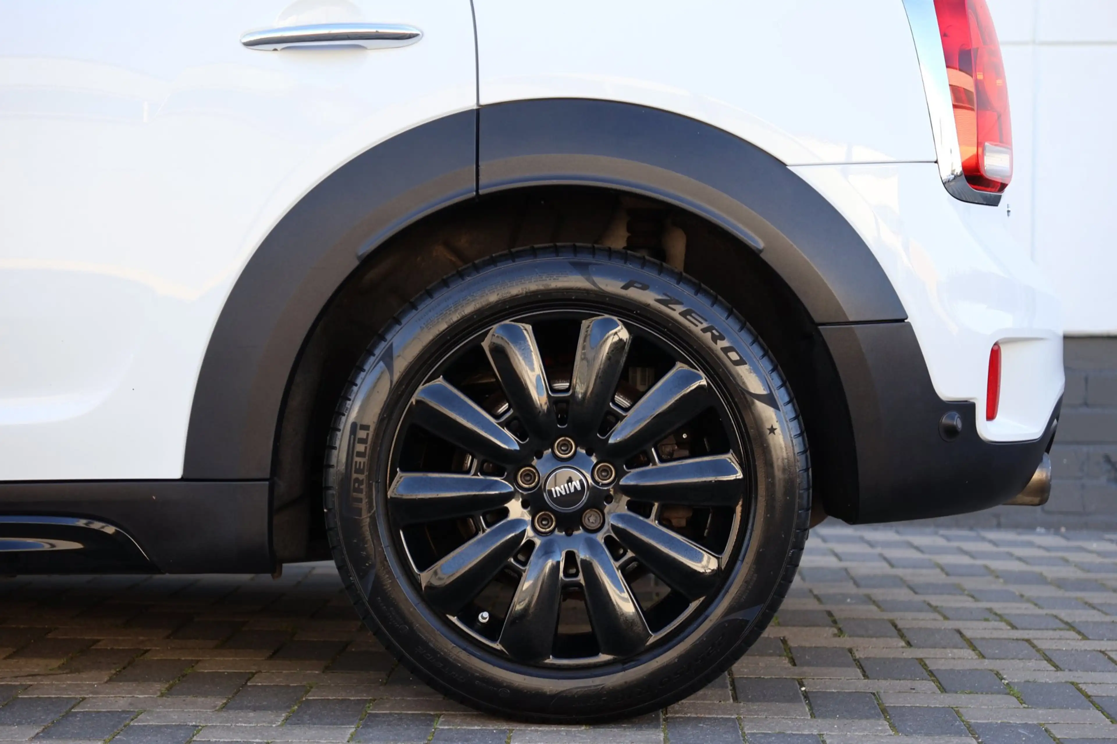 MINI Cooper SE Countryman 1.5 ALL4 Pano Navi Camera LED !! — photo 49