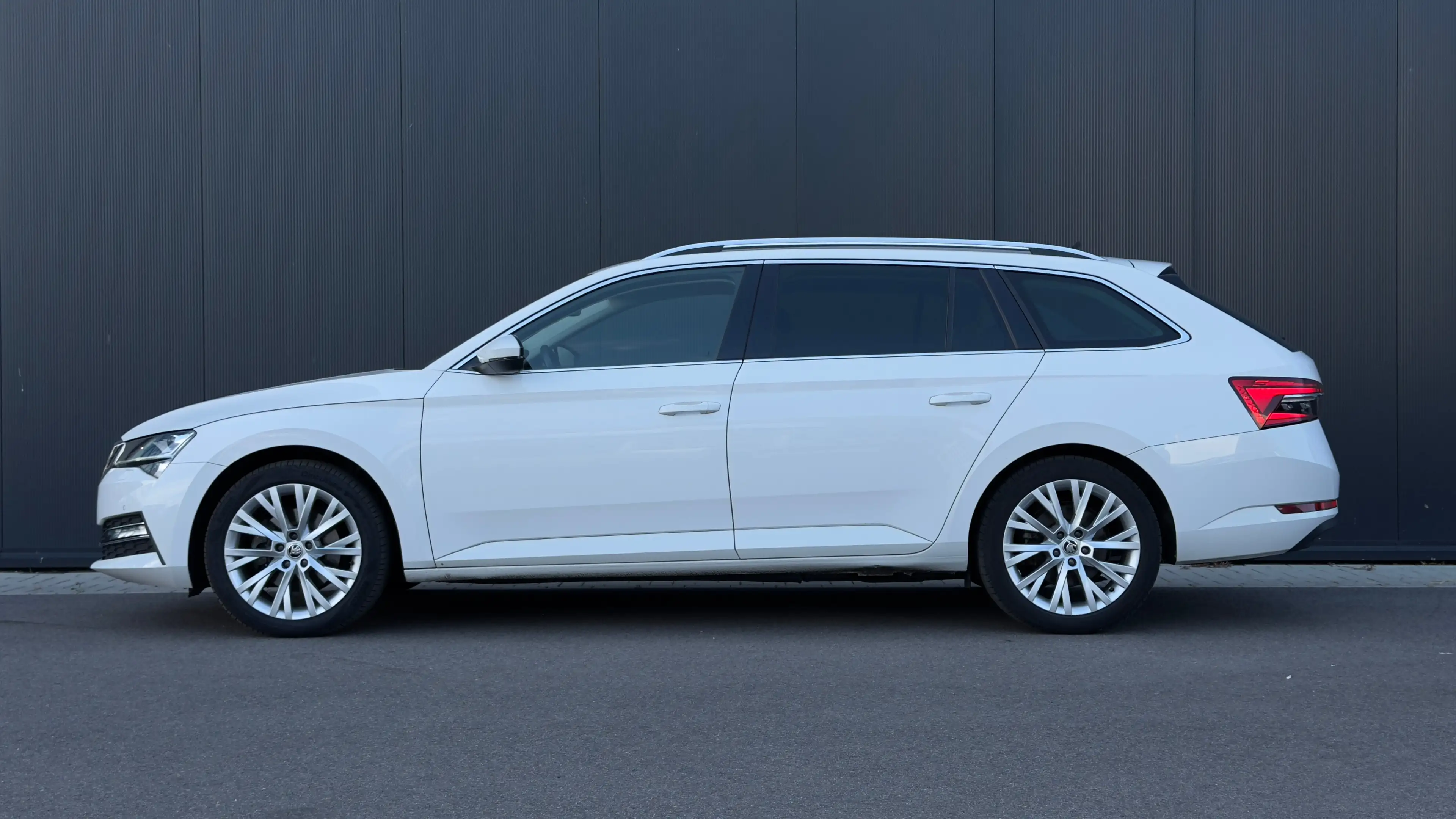 Skoda Superb Combi 1.4 TSI 218pk iV Business Edition | Camera | — photo 4