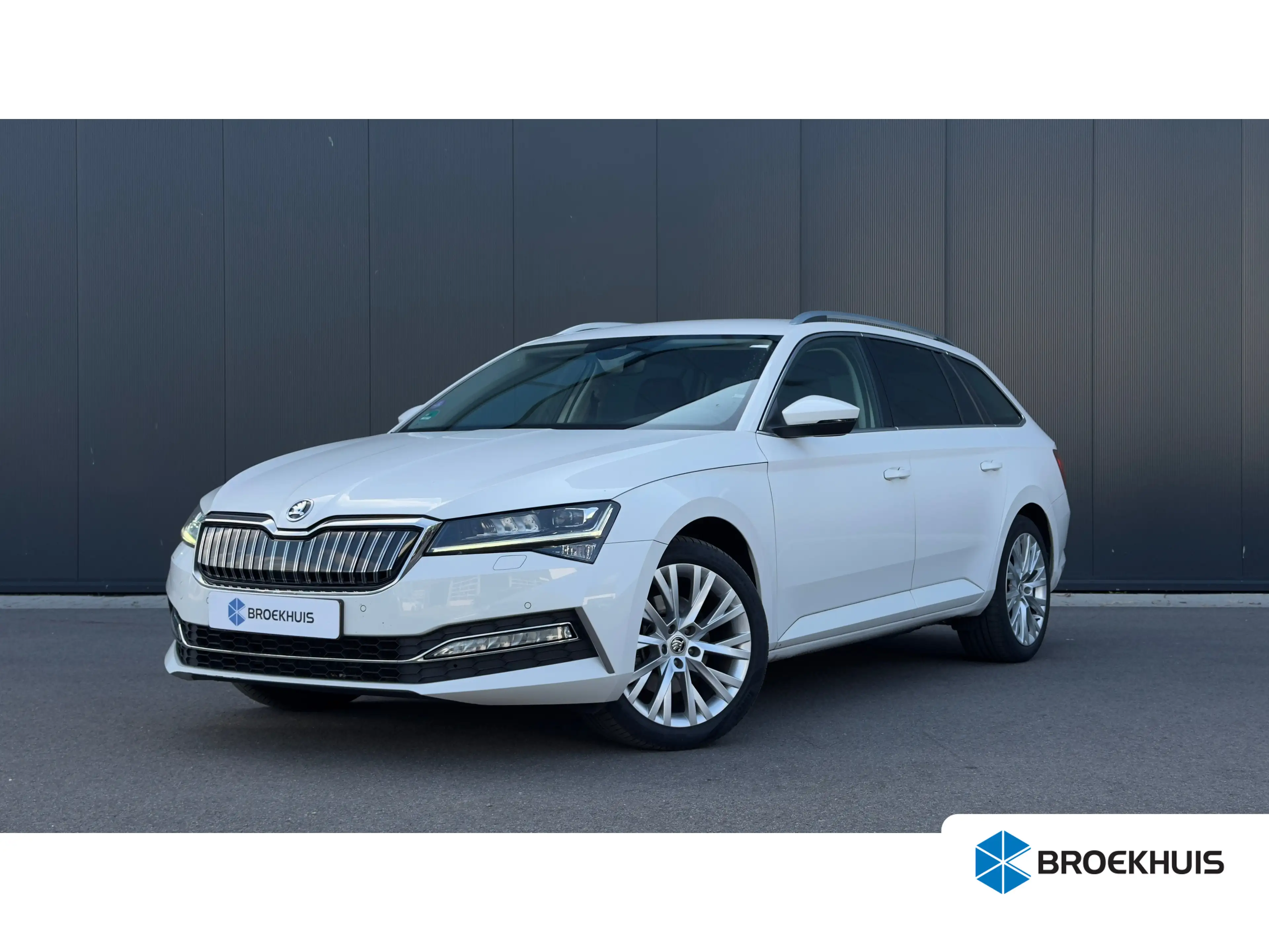 Skoda Superb Combi 1.4 TSI 218pk iV Business Edition | Camera |
