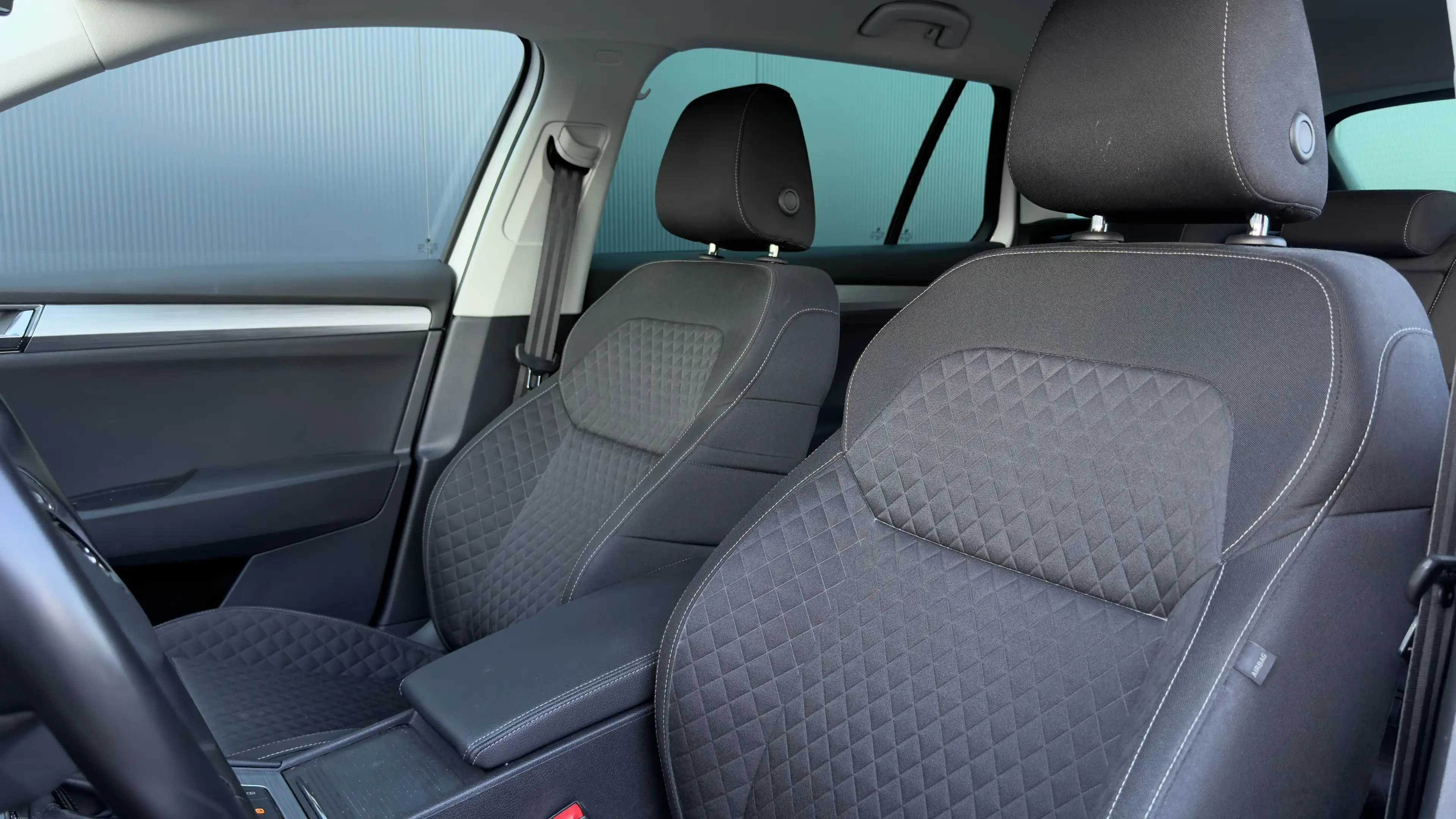 Skoda Superb Combi 1.4 TSI 218pk iV Business Edition | Camera | — photo 15