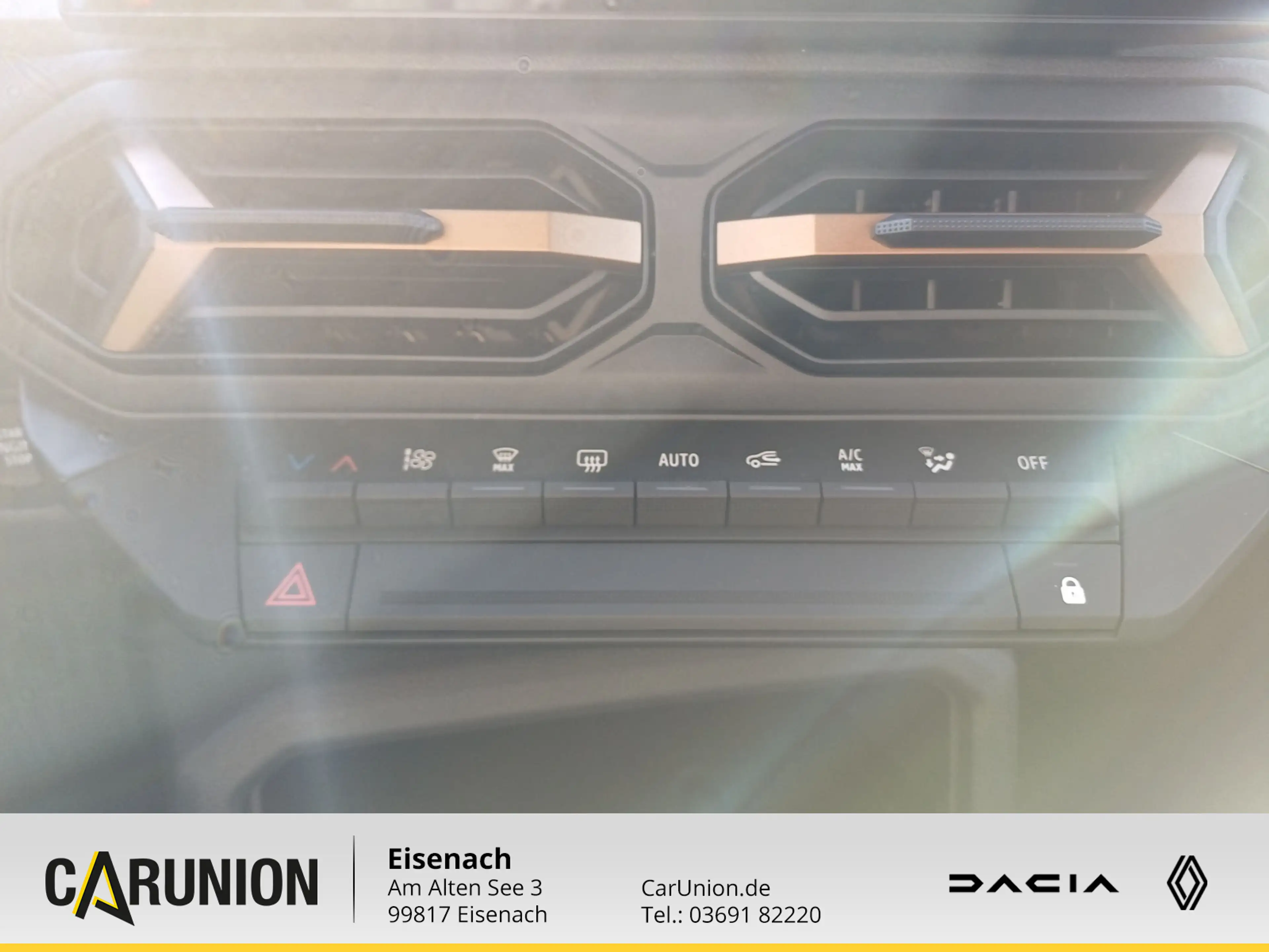 Dacia Duster Extreme hybrid-G 150 4x4 — photo 13