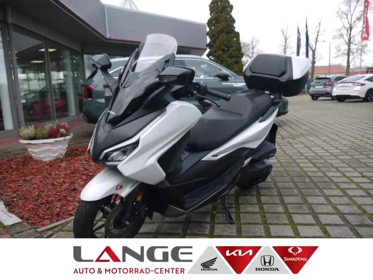 Honda NSS350A NF10 Forza Weiß - 1