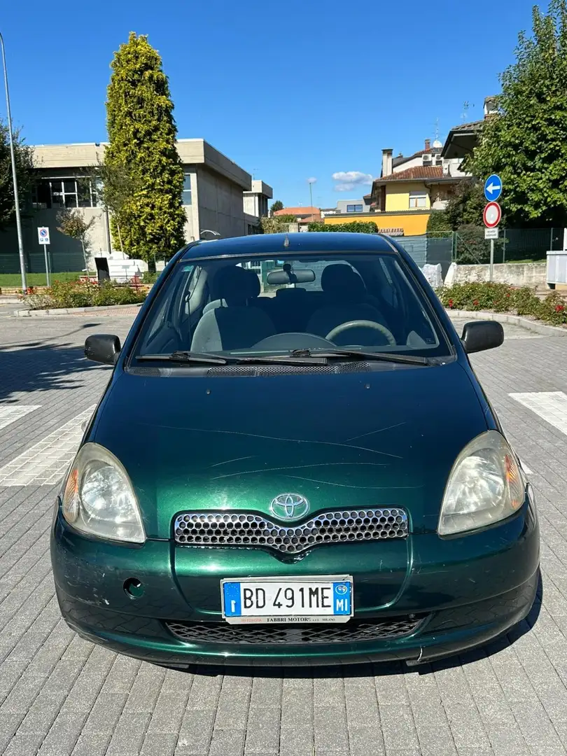 Toyota Yaris Yaris I 1999 3p 1.0 Sol Zöld - 2