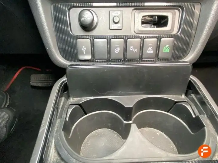 Mitsubishi Outlander PHEV Kaiteki 4WD 2021, foto 19