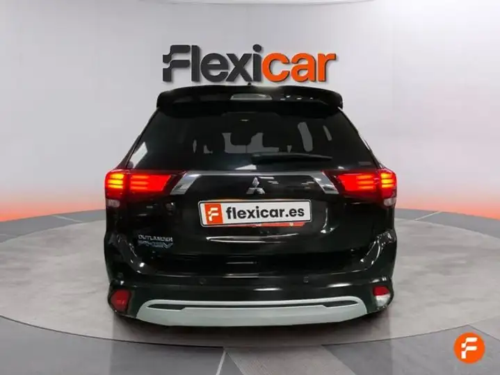 Mitsubishi Outlander PHEV Kaiteki 4WD 2021, foto 9