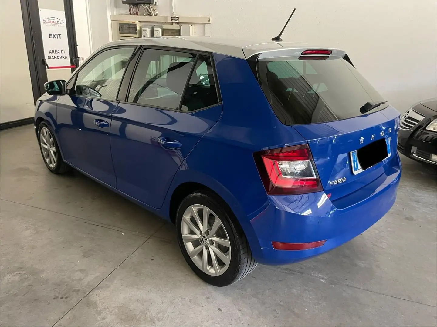 Skoda Fabia Fabia 1.0 mpi Twin Color Nero 60cv my19 Blu/Azzurro - 2