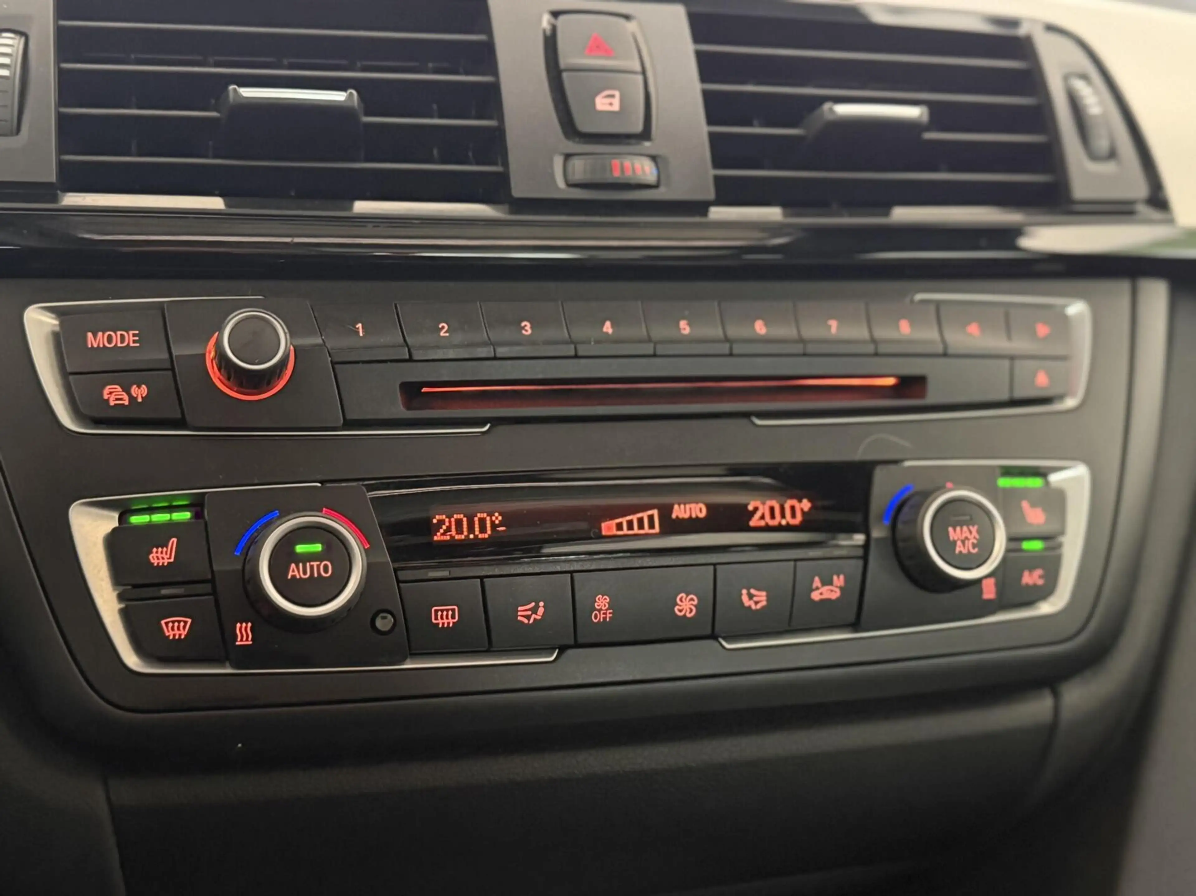 BMW 335 3-serie Touring 335i xDrive High Executive — photo 23