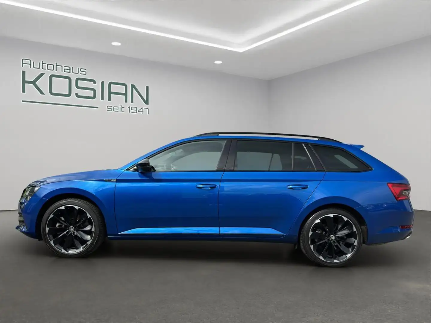 Skoda Superb COMBI SPORTLINE 2.0 TSI DSG 4x4+NAVI+PDC+ Blau - 2