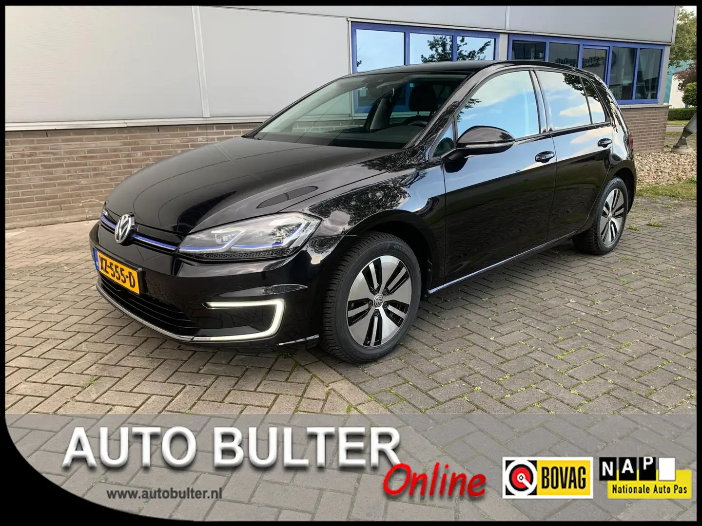 Volkswagen e-Golf Navigatie, Ledlampen. (€16400 Excl. BTW) Black - 1