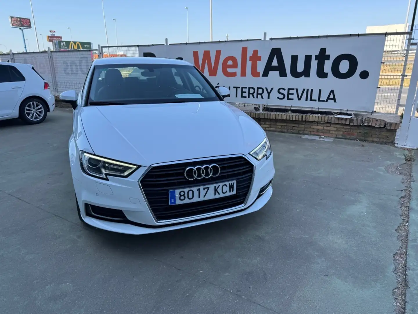 Audi A3 Sportback 1.6TDI Design Edition 85kW Blanco - 1