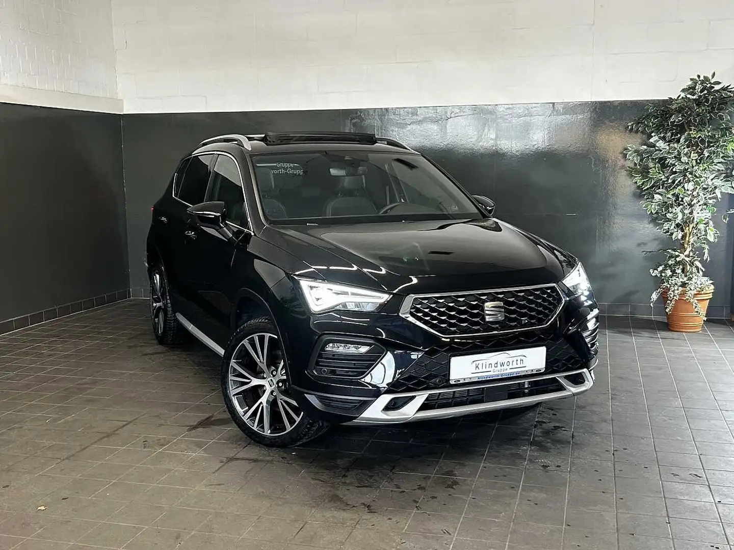 SEAT Ateca 1.5 TSI DSG Xperience +AHK+Pano+BEATS Schwarz - 2
