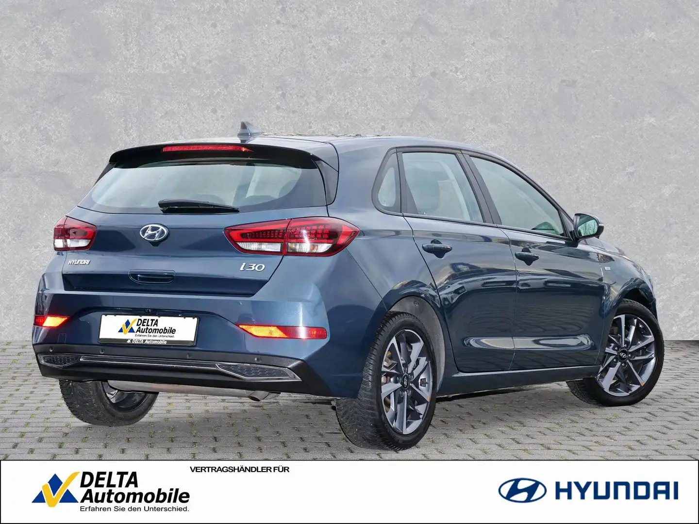 Hyundai i30 1.0 TGDI 48V Trend Navi Voll-LED Carplay Синій - 2