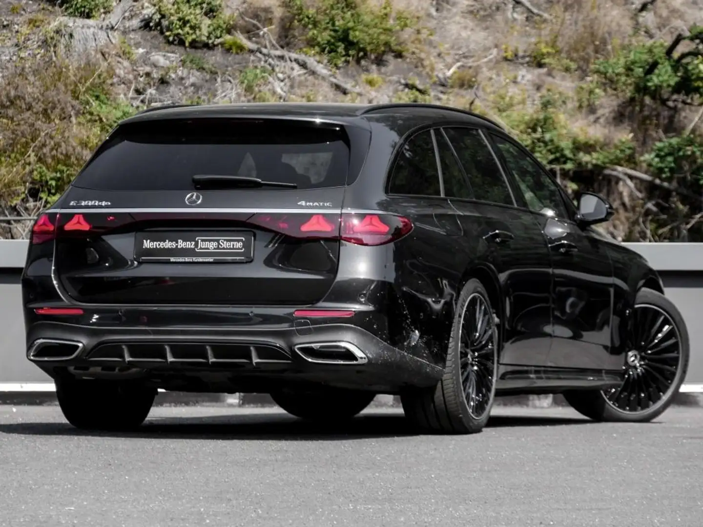 Mercedes-Benz E 300 de 4M T AMG-Sport/Super/Pano/HUD/AHK/Night Gris - 2