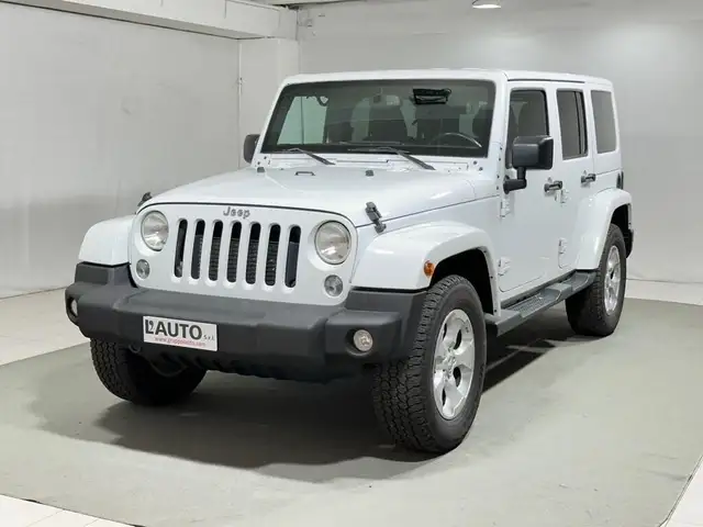 Jeep Wrangler Unlimited 2.8 crd Sahara E5+ Jeep Wrangler turbo