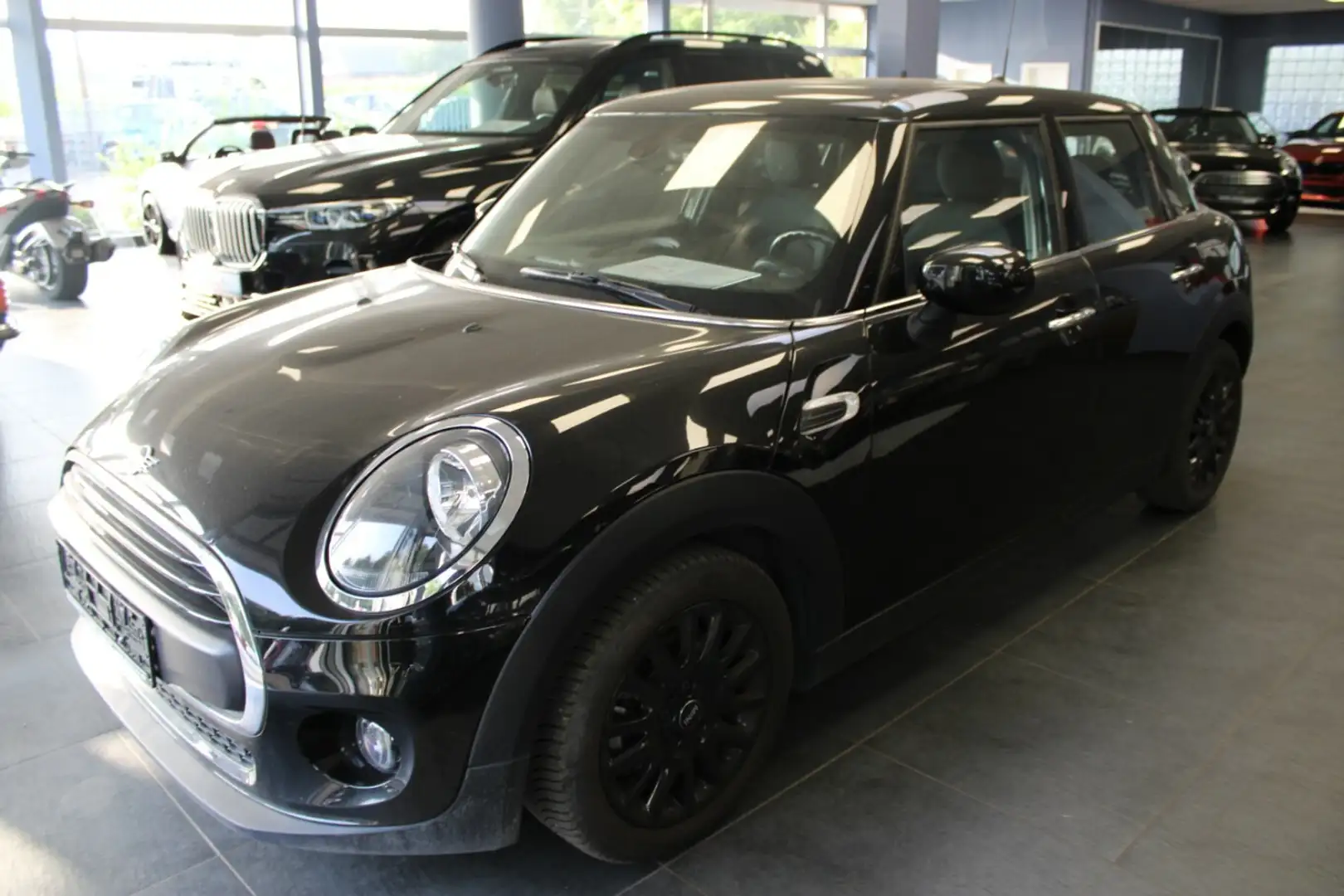MINI One Blackyard - 5-Türig - Schwarz - 1