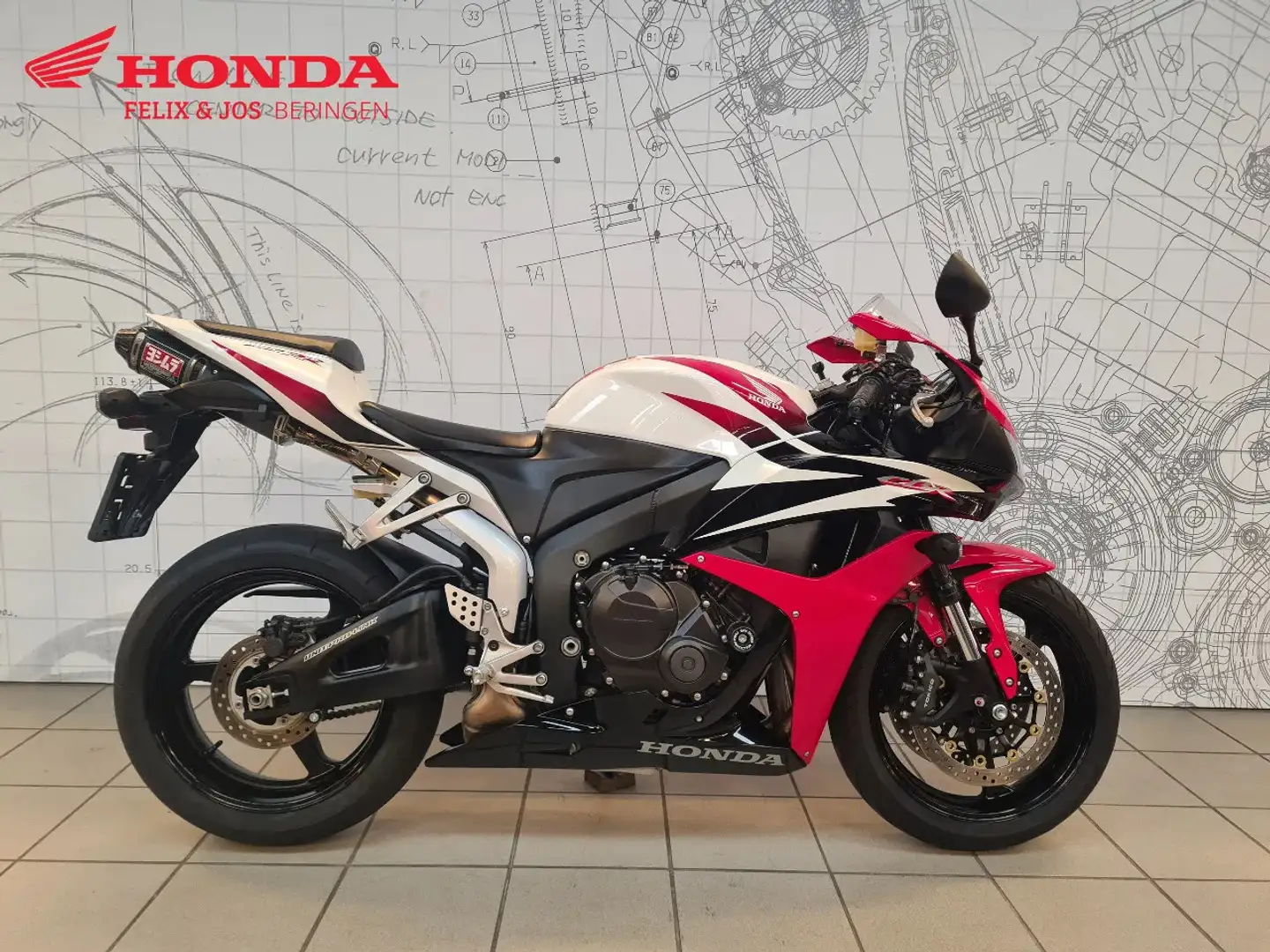 Honda CBR 600 RR - 1