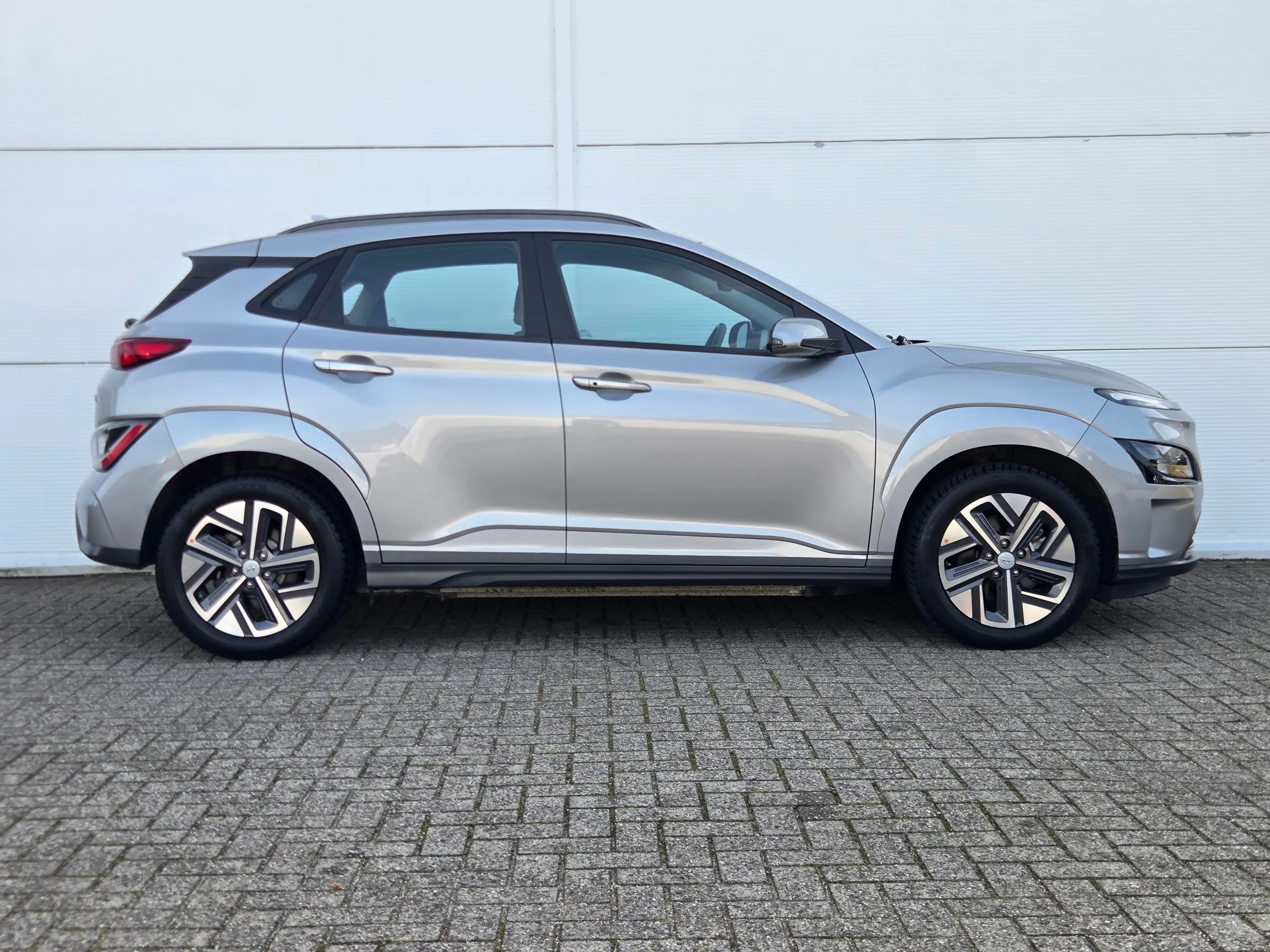 Hyundai KONA EV Comfort 39 kWh 39kWH 3-fase Cruise control / 39 — photo 2