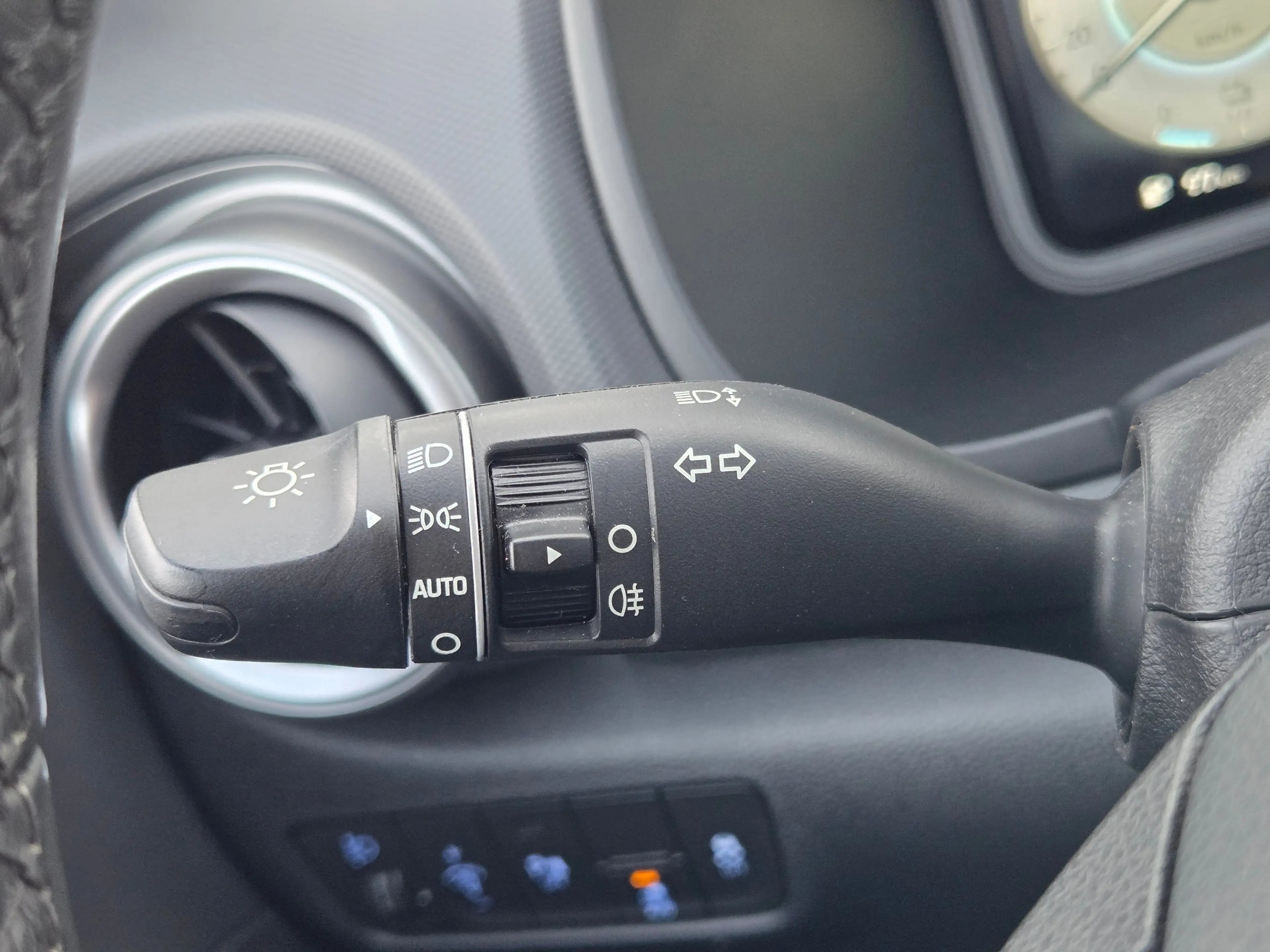 Hyundai KONA EV Comfort 39 kWh 39kWH 3-fase Cruise control / 39 — photo 21