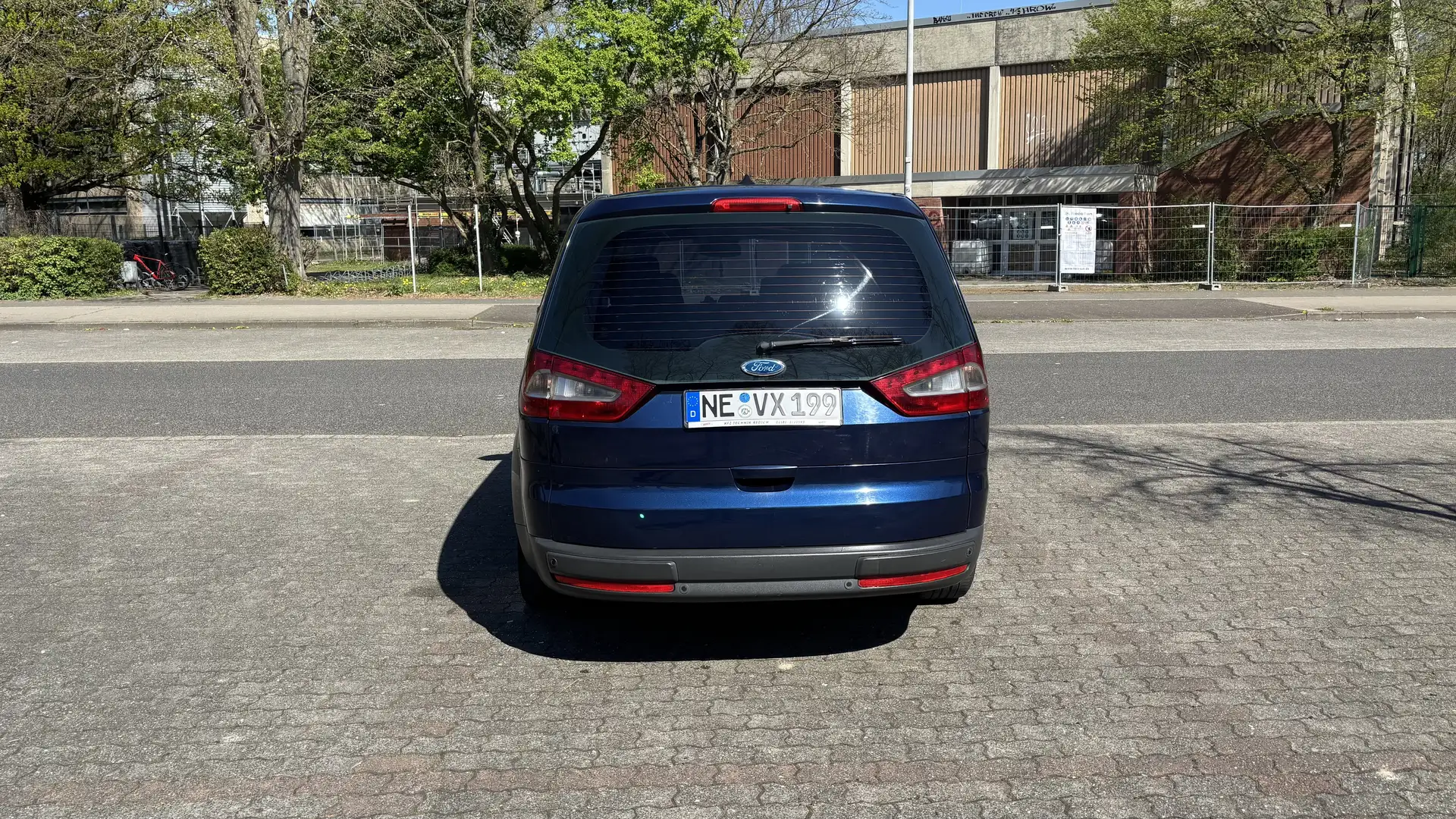 Ford Galaxy 2.0 TDCi DPF Ghia Blau - 2