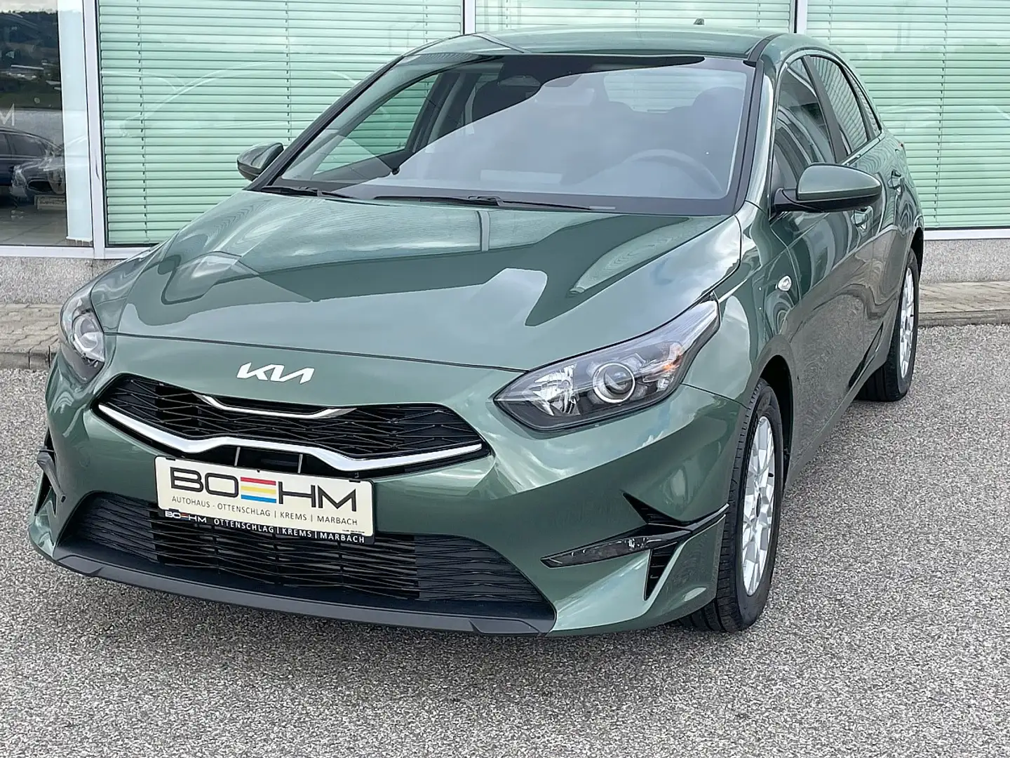 Kia Ceed / cee'd ceed 140PS.TurboBenziner Silber-Ausstattung Vert - 1