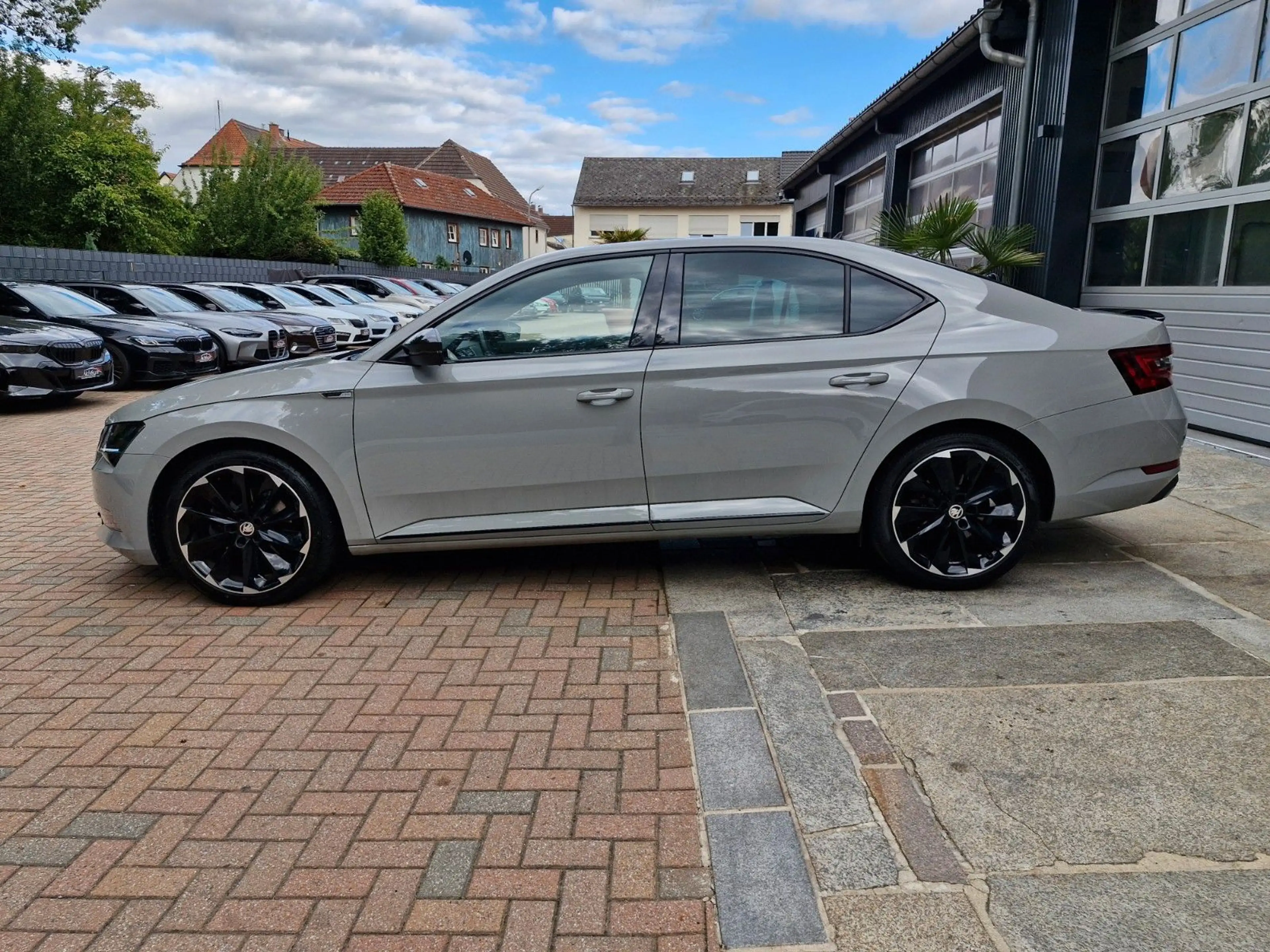 Skoda Superb Lim. Sportline 1.Hand Automatik LED Ahk — photo 8