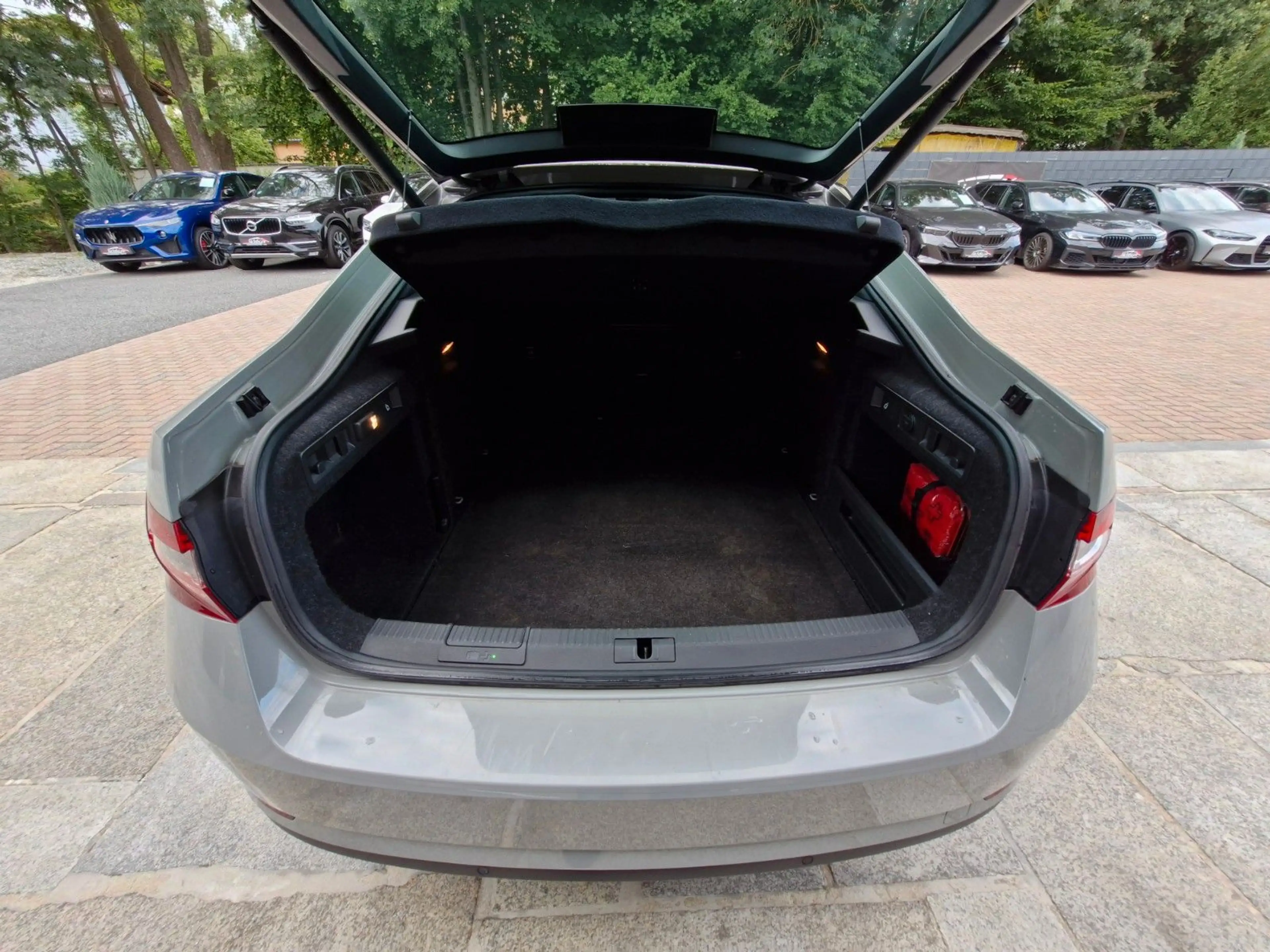 Skoda Superb Lim. Sportline 1.Hand Automatik LED Ahk — photo 14