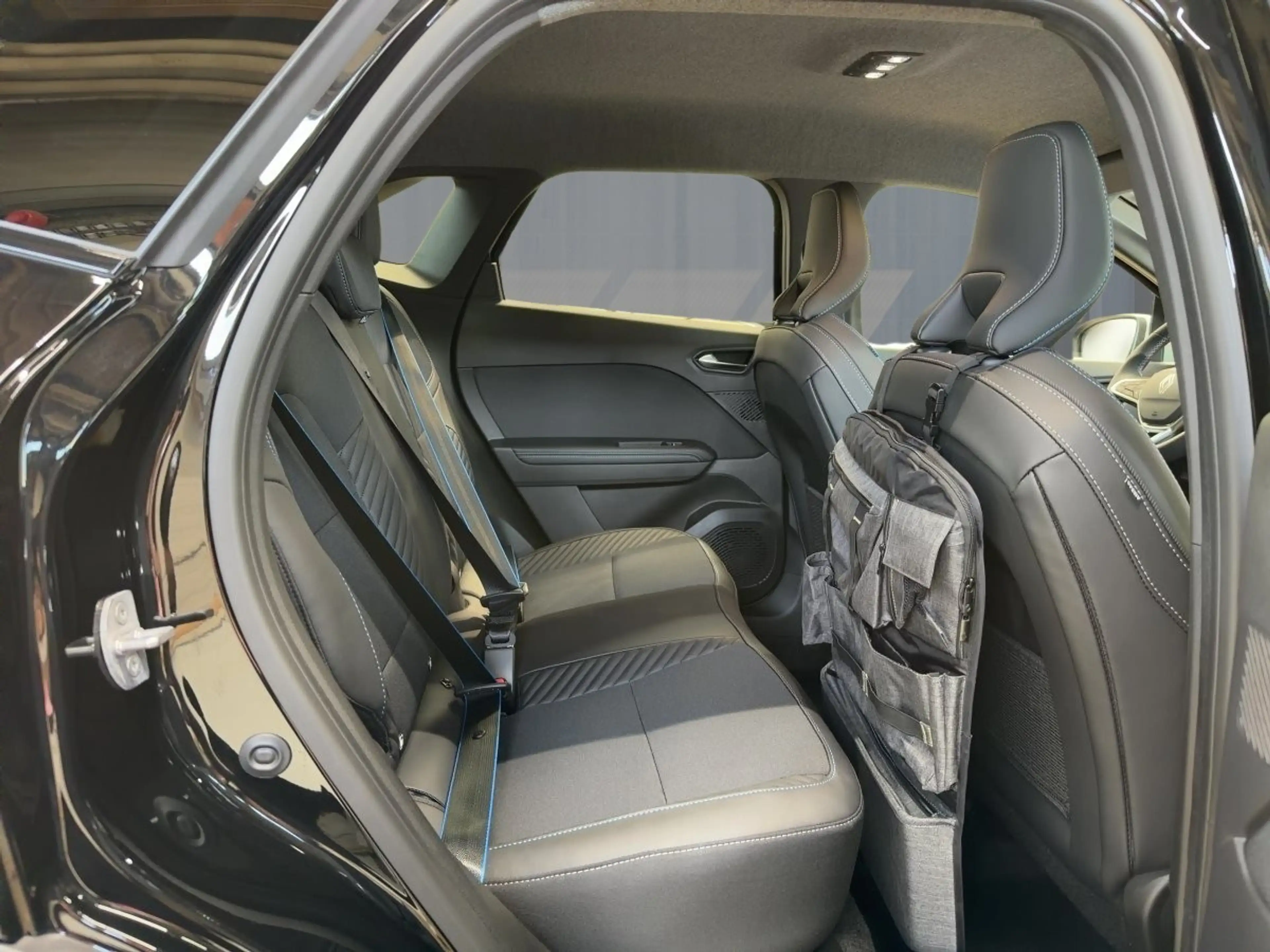 Renault Symbioz Esprit Alpine Mild Hybrid 140 PDC KLIMA BT — photo 9