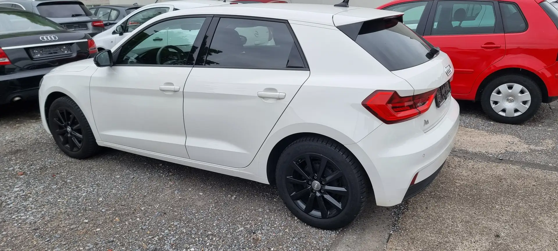 Audi A1 25 TFSI Sportback Blanc - 2