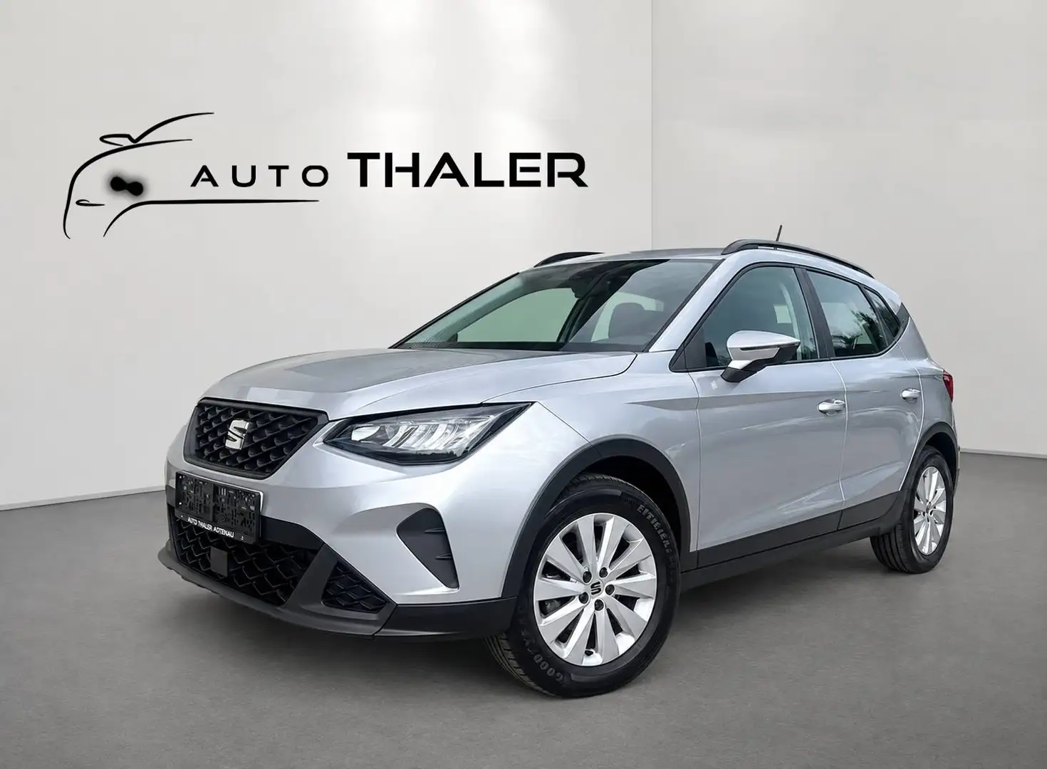 SEAT Arona 1,0 Eco TSI Style Silber - 1