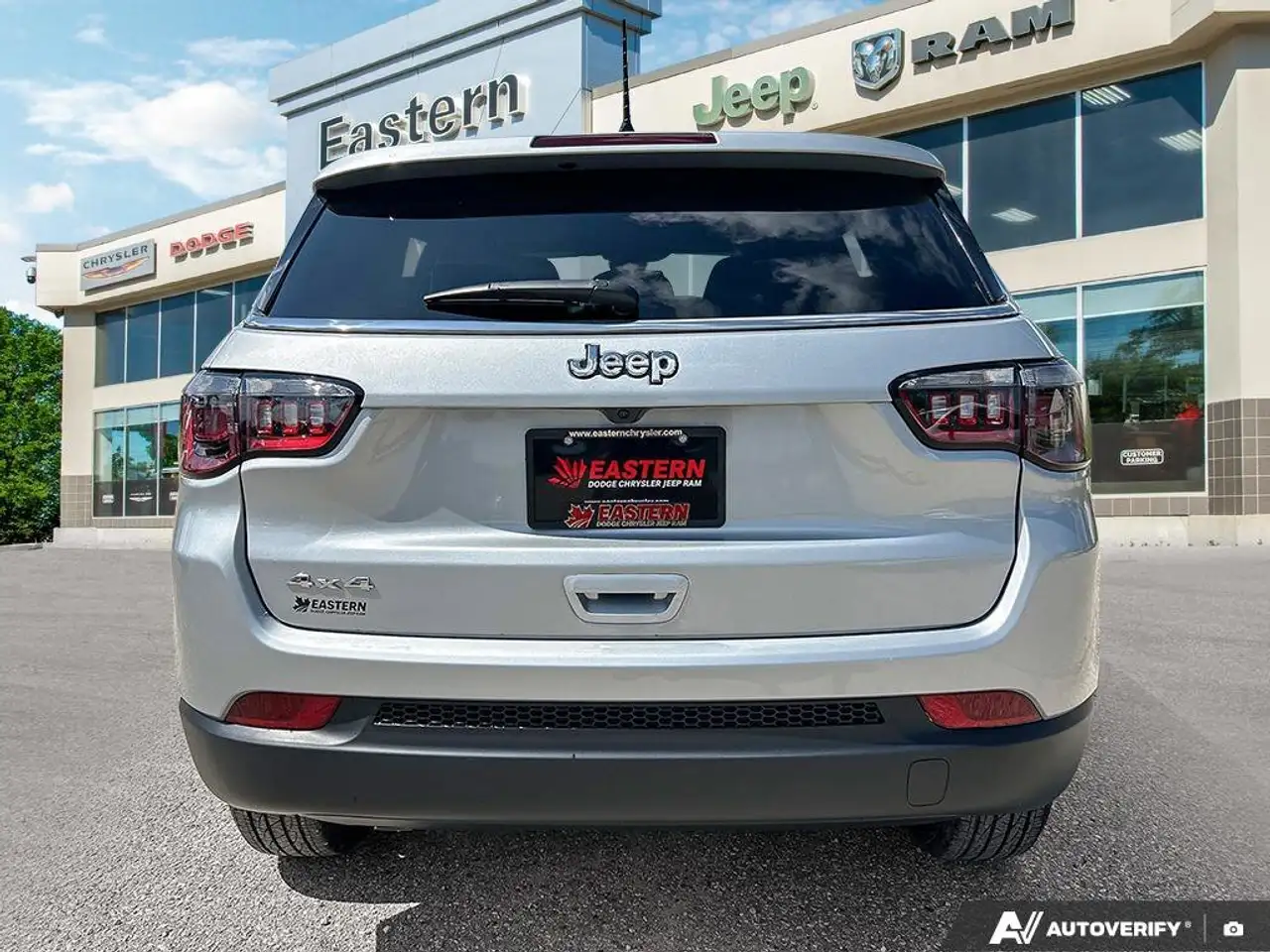Jeep Compass снимка Jeep Compass