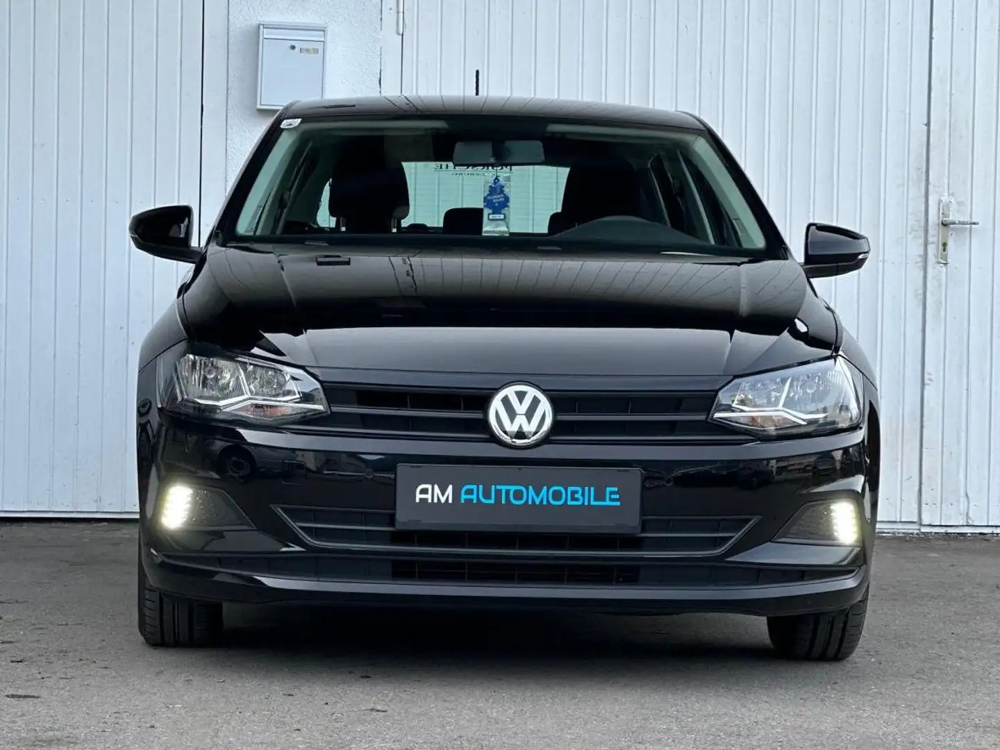 Volkswagen Polo Trendline Negro - 1