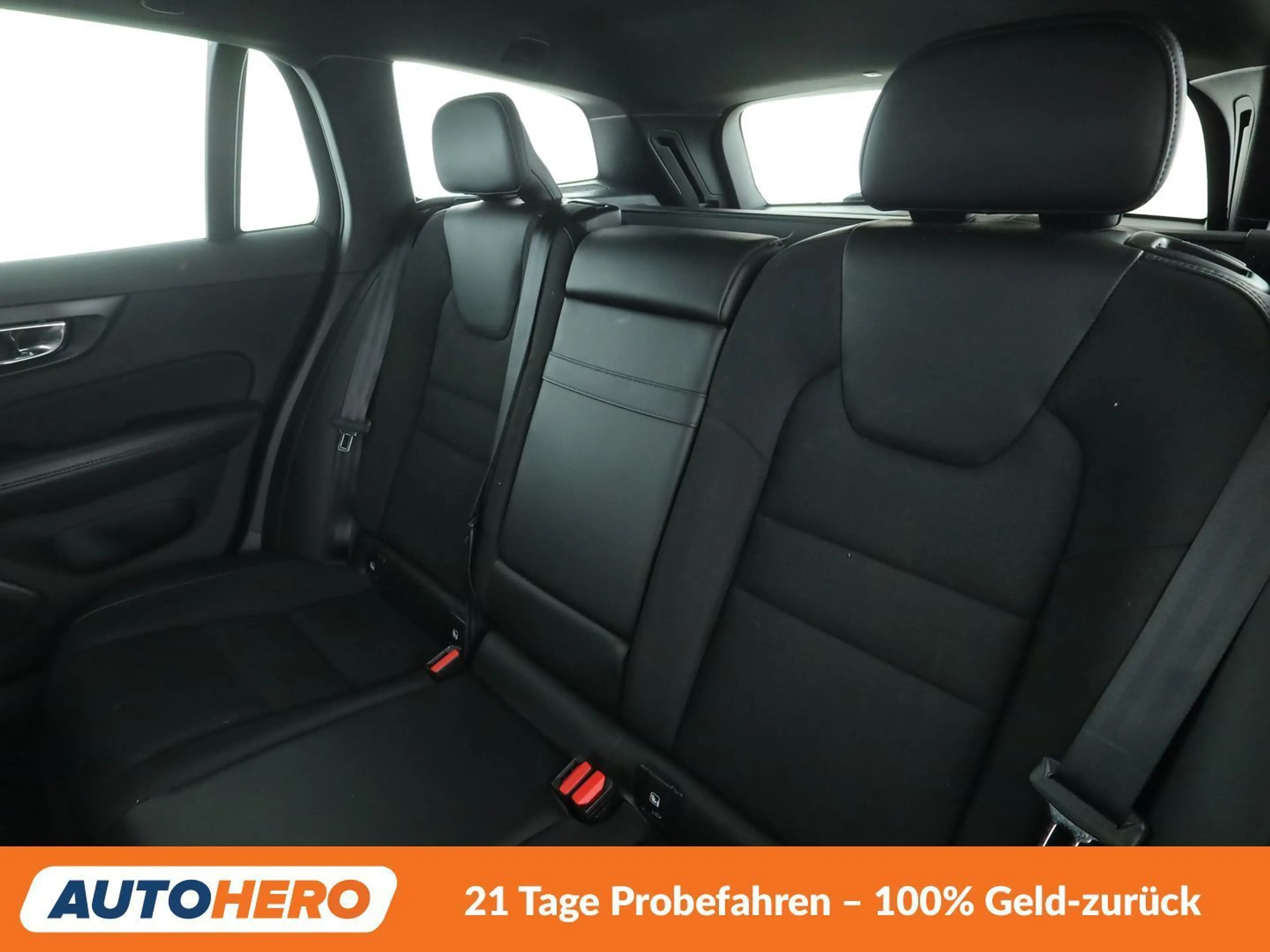 Volvo V60 Cross Country 2.0 D4 AWD Aut.*NAV*LED*TEMP*CAM*PDC*SHZ* — photo 14
