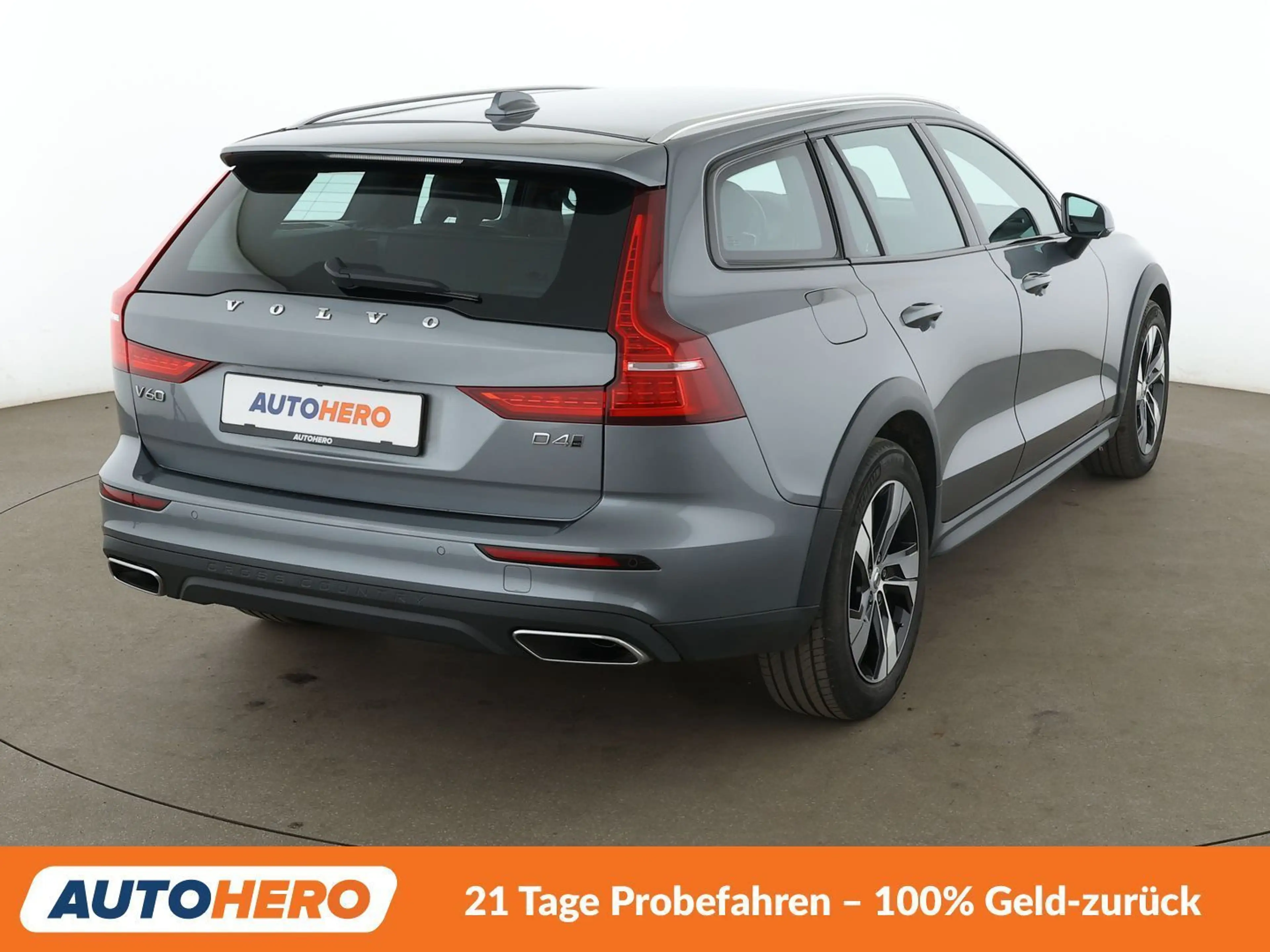 Volvo V60 Cross Country 2.0 D4 AWD Aut.*NAV*LED*TEMP*CAM*PDC*SHZ* — photo 6