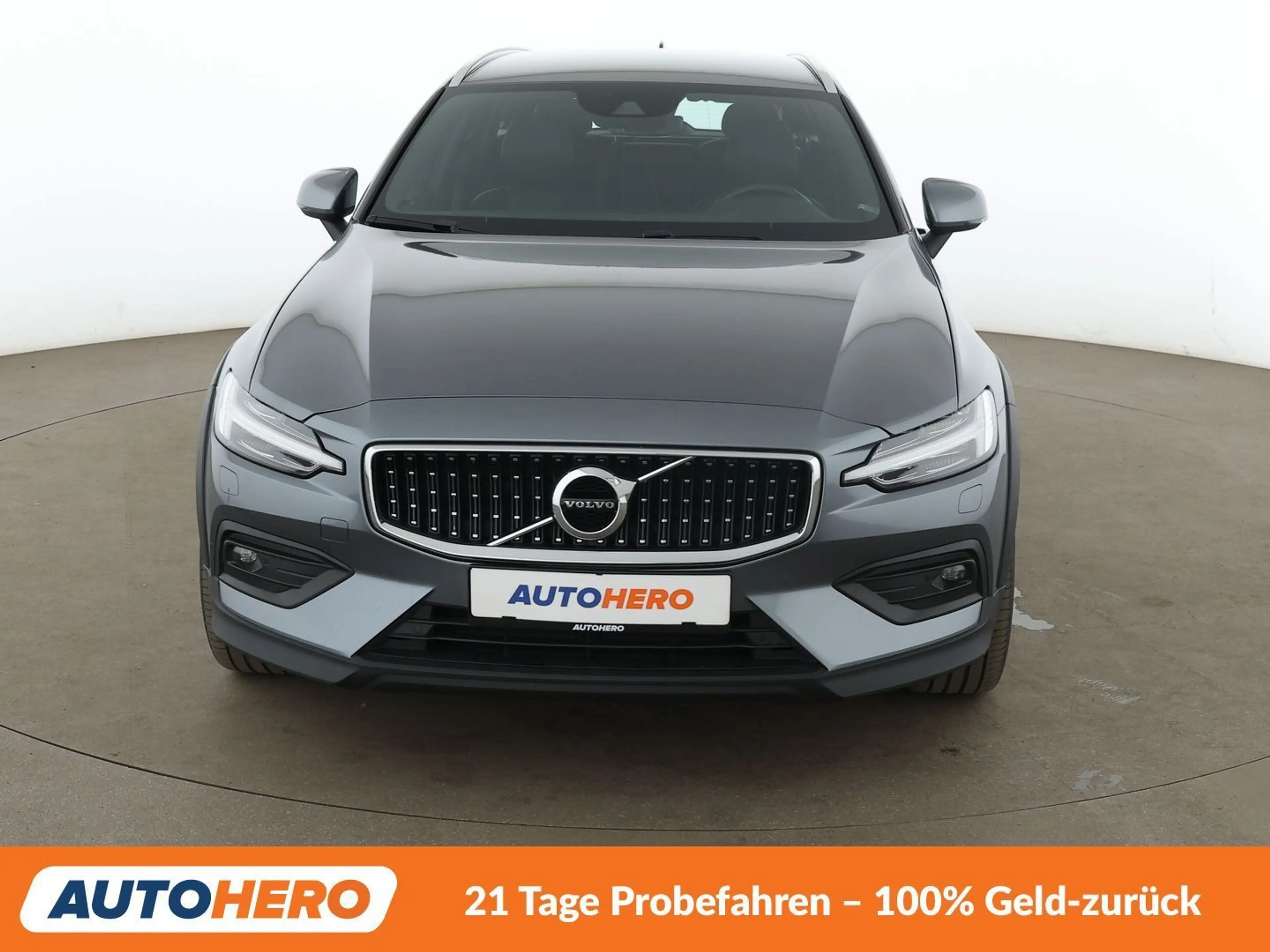 Volvo V60 Cross Country 2.0 D4 AWD Aut.*NAV*LED*TEMP*CAM*PDC*SHZ* — photo 9