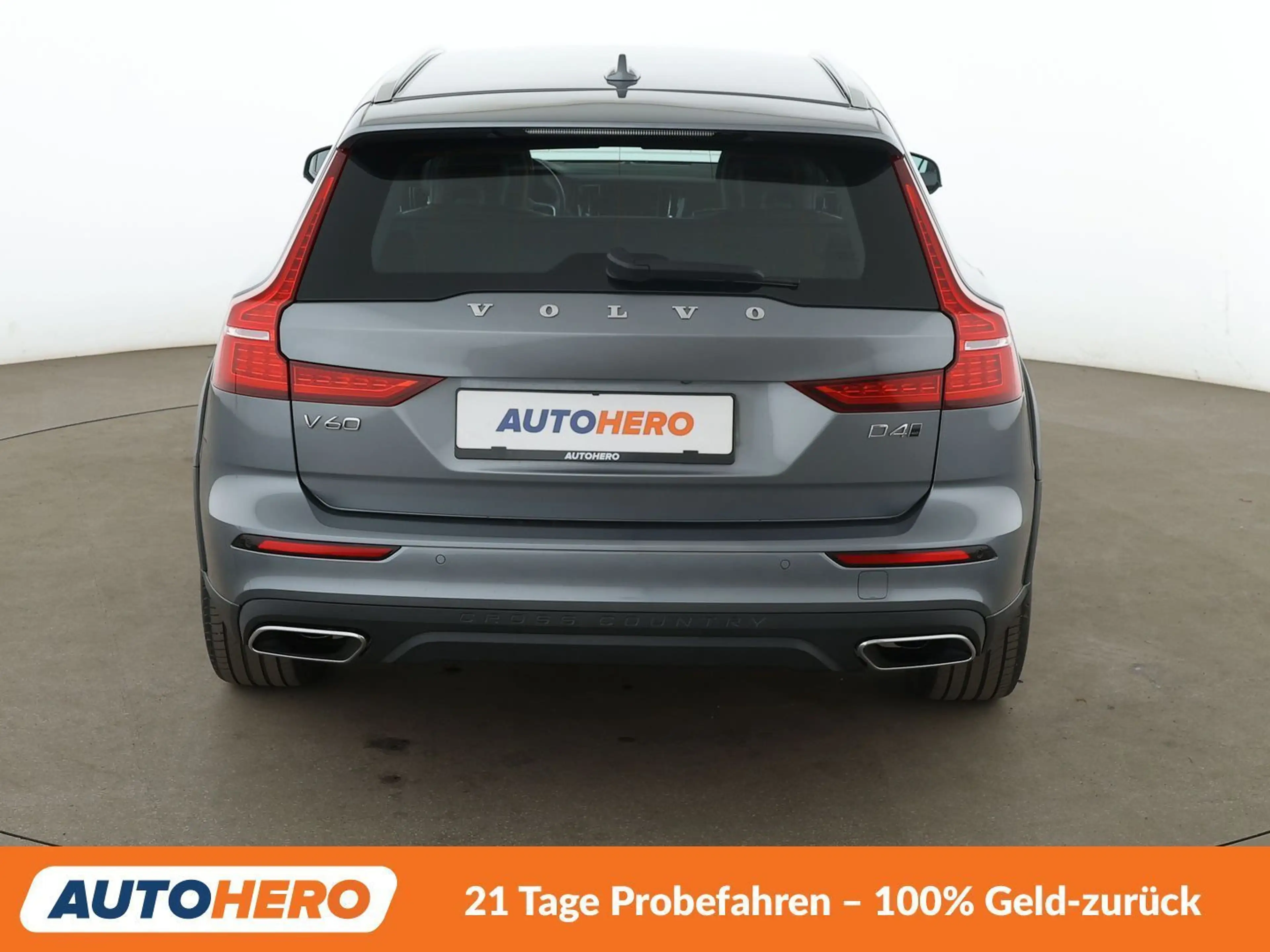 Volvo V60 Cross Country 2.0 D4 AWD Aut.*NAV*LED*TEMP*CAM*PDC*SHZ* — photo 5