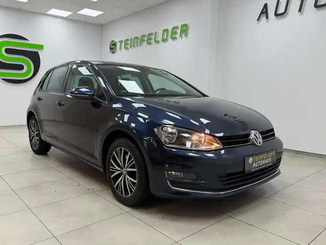 Volkswagen Golf main image