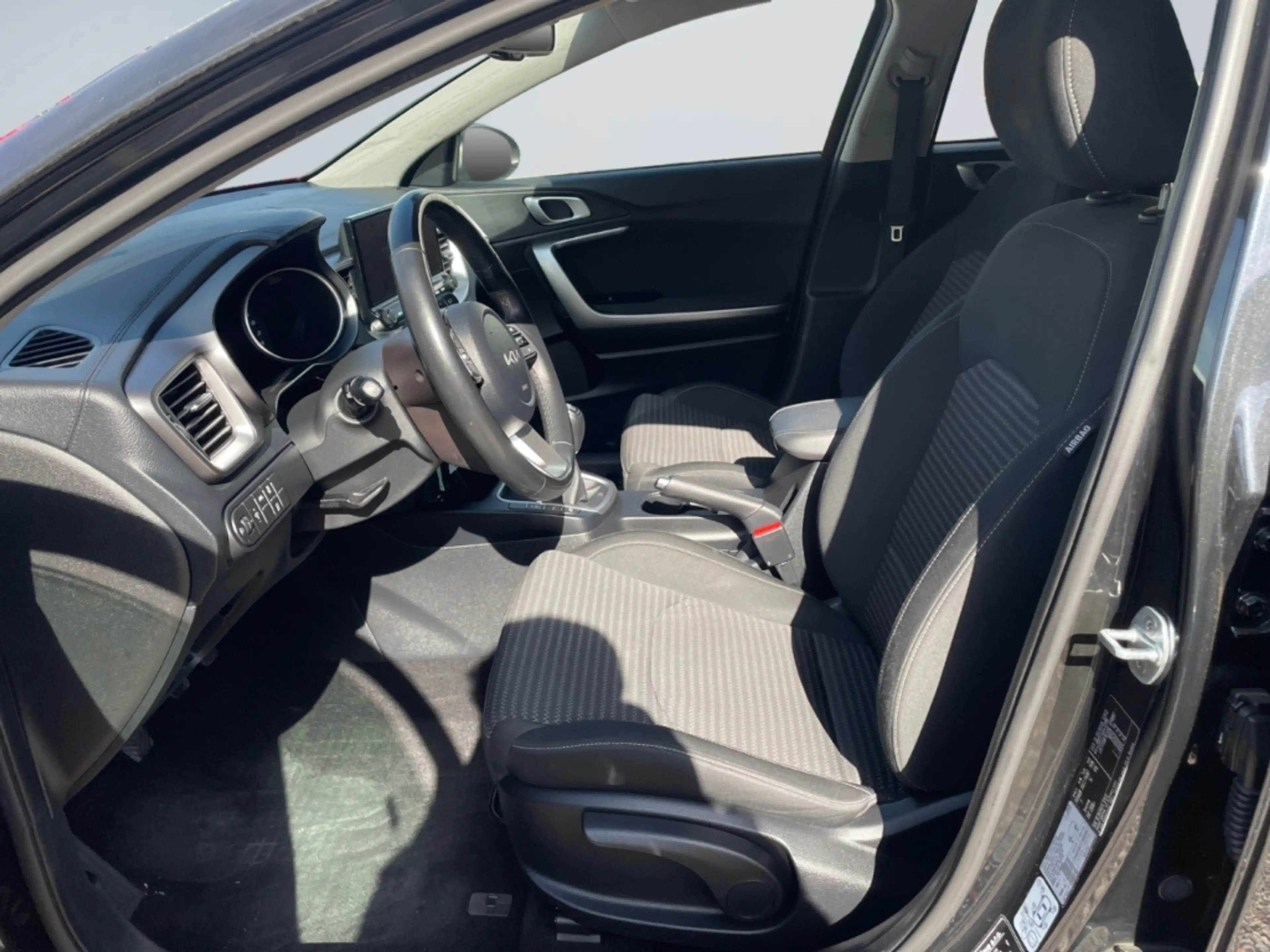 Kia Ceed SW / cee'd SW Vision 1.5T-Gdi Navi Klimaautom Rückfahrkam. SHZ T — photo 9