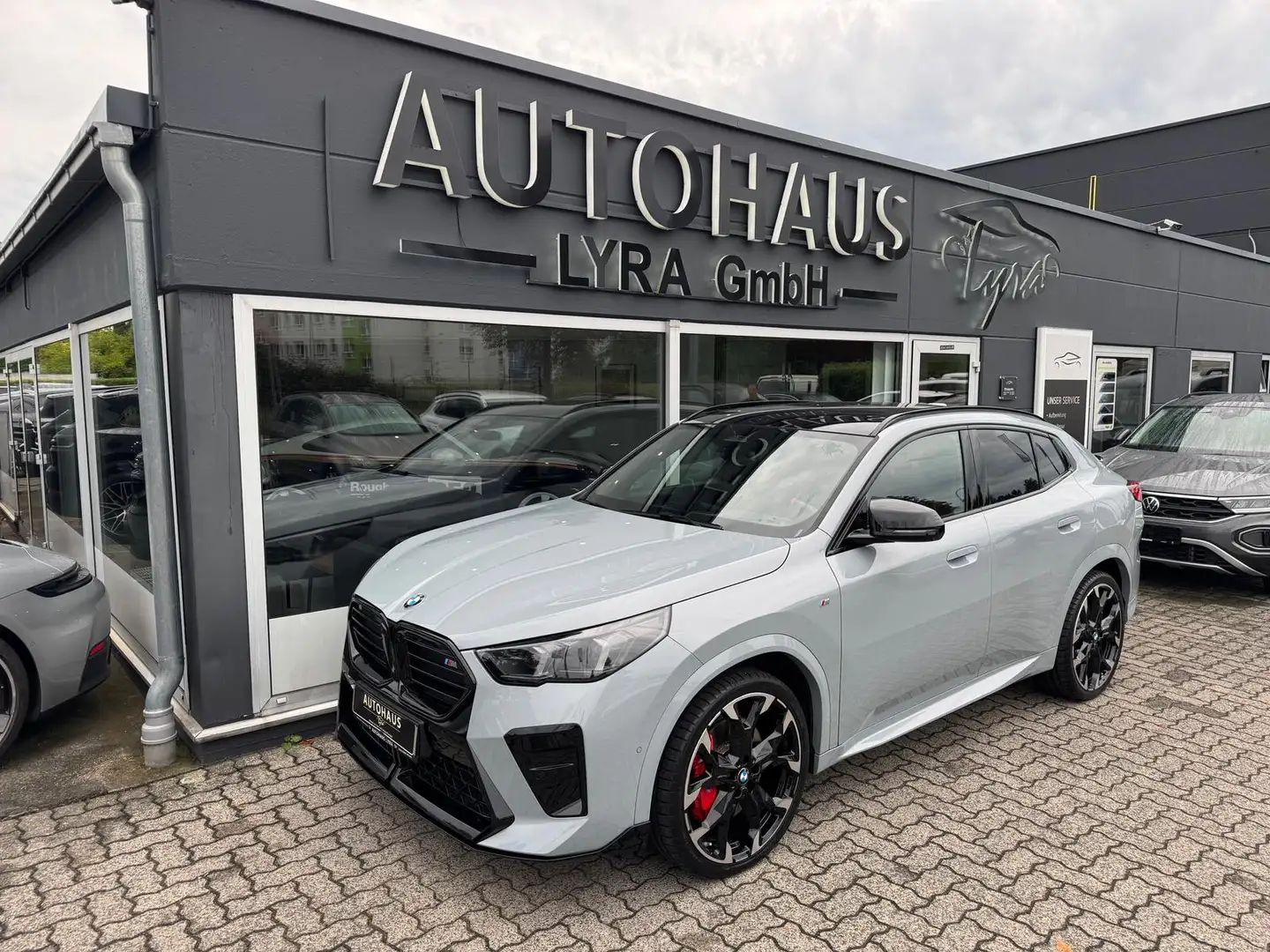 BMW X2 M35 i xDrive M-SPORT-PRO*LED*PANO*KAM*HUD*AHK Grau - 2