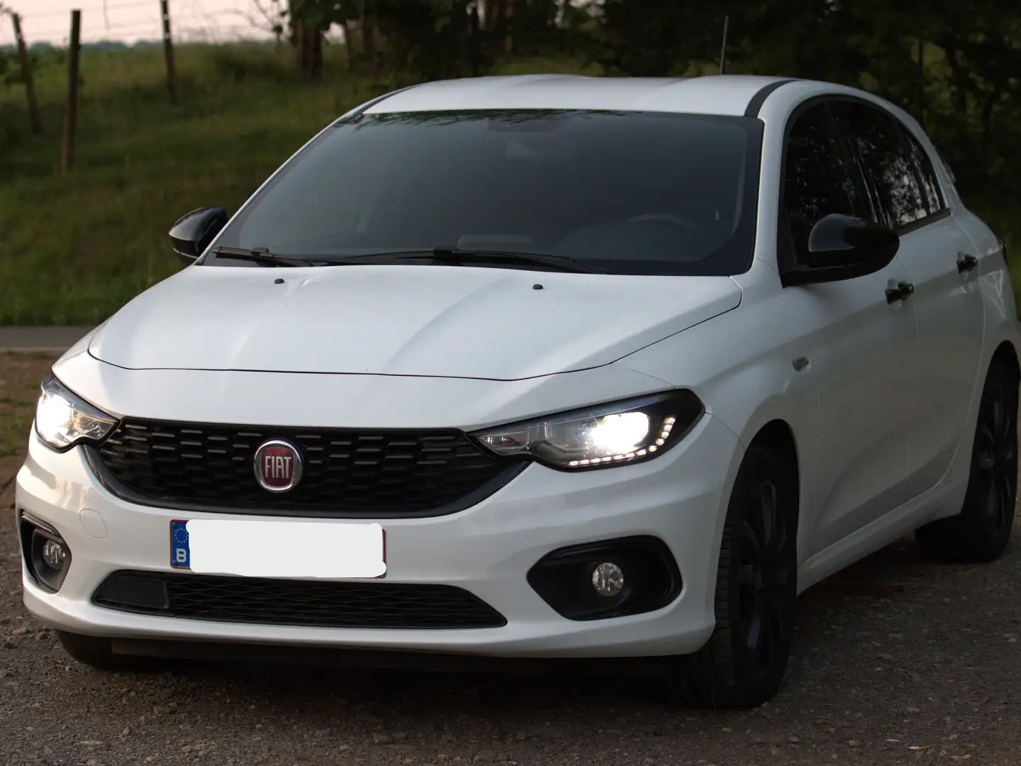 Fiat Tipo Tipo 1.4 Turbo S-Design S Biały - 1