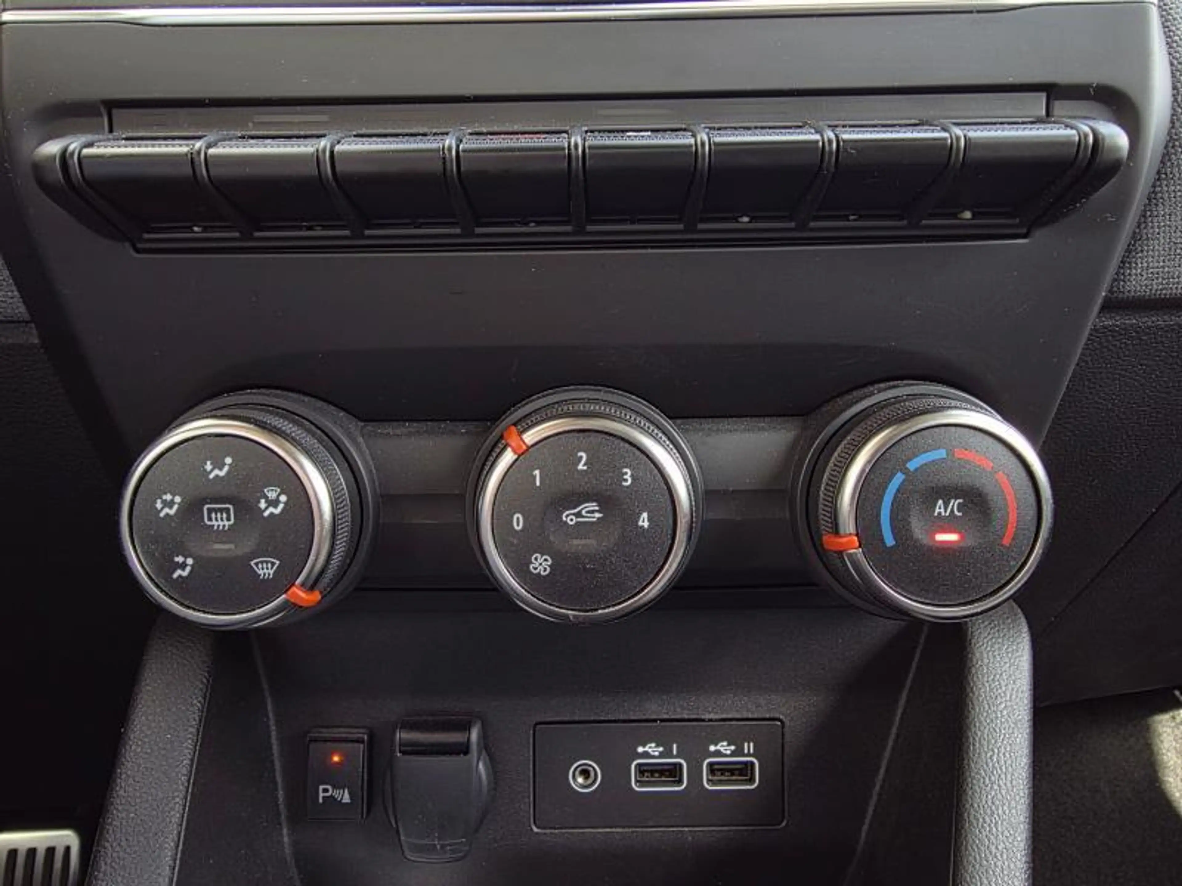 Renault Clio Evolution 1.0 Tce 91ch — photo 14